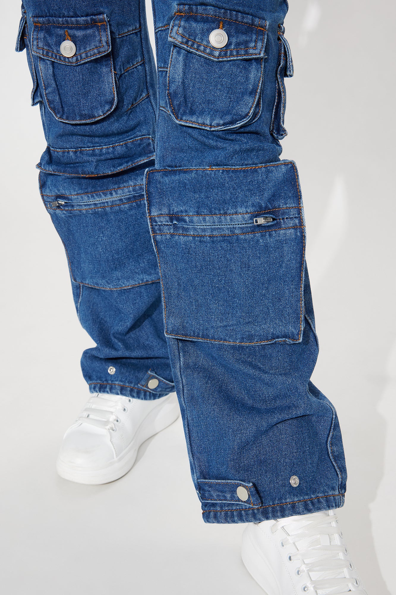Mini Billie Cargo Jeans - Medium Wash - Image 3