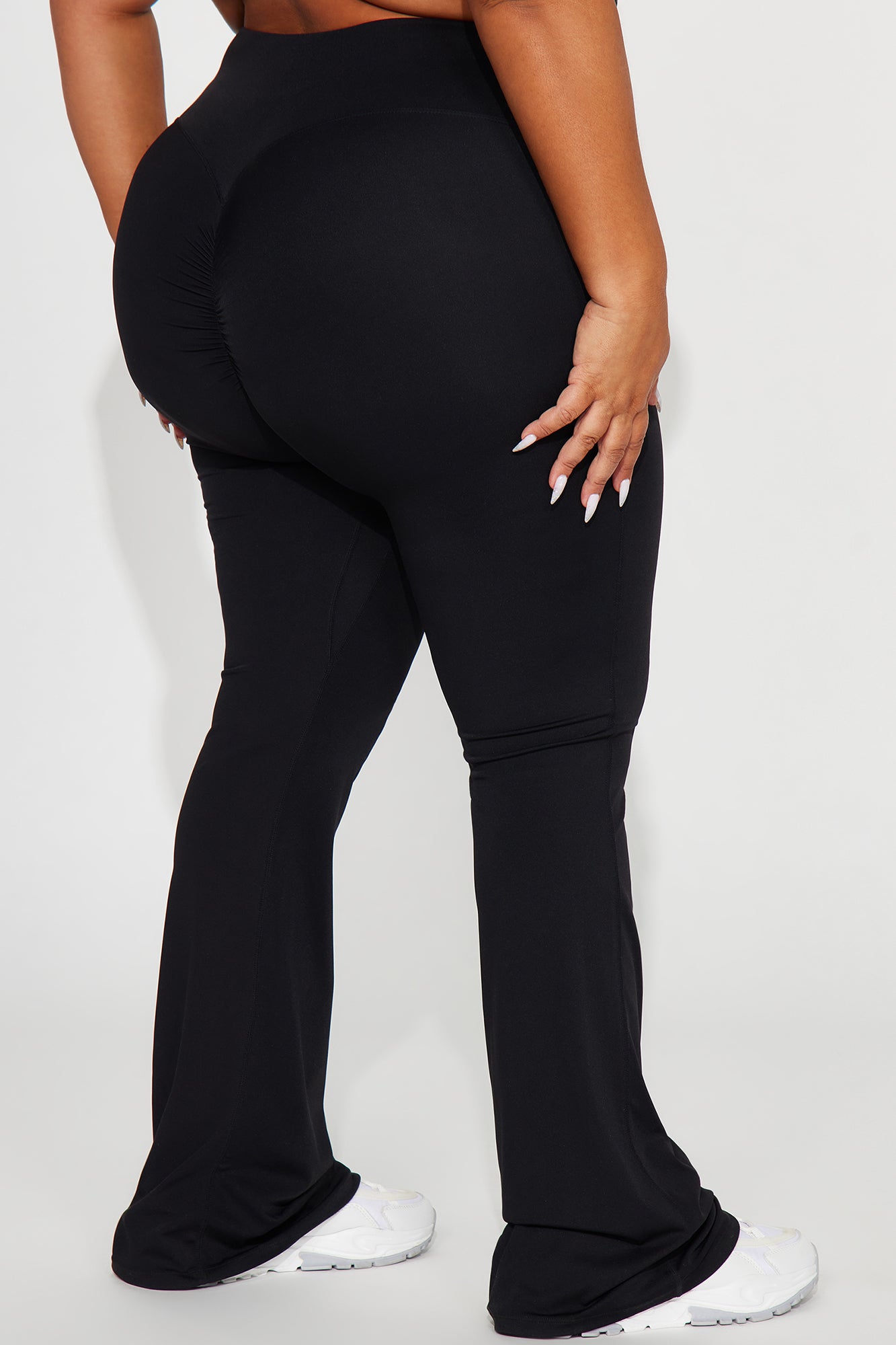 Nyma Ruched Yoga Pant - Black - Image 7