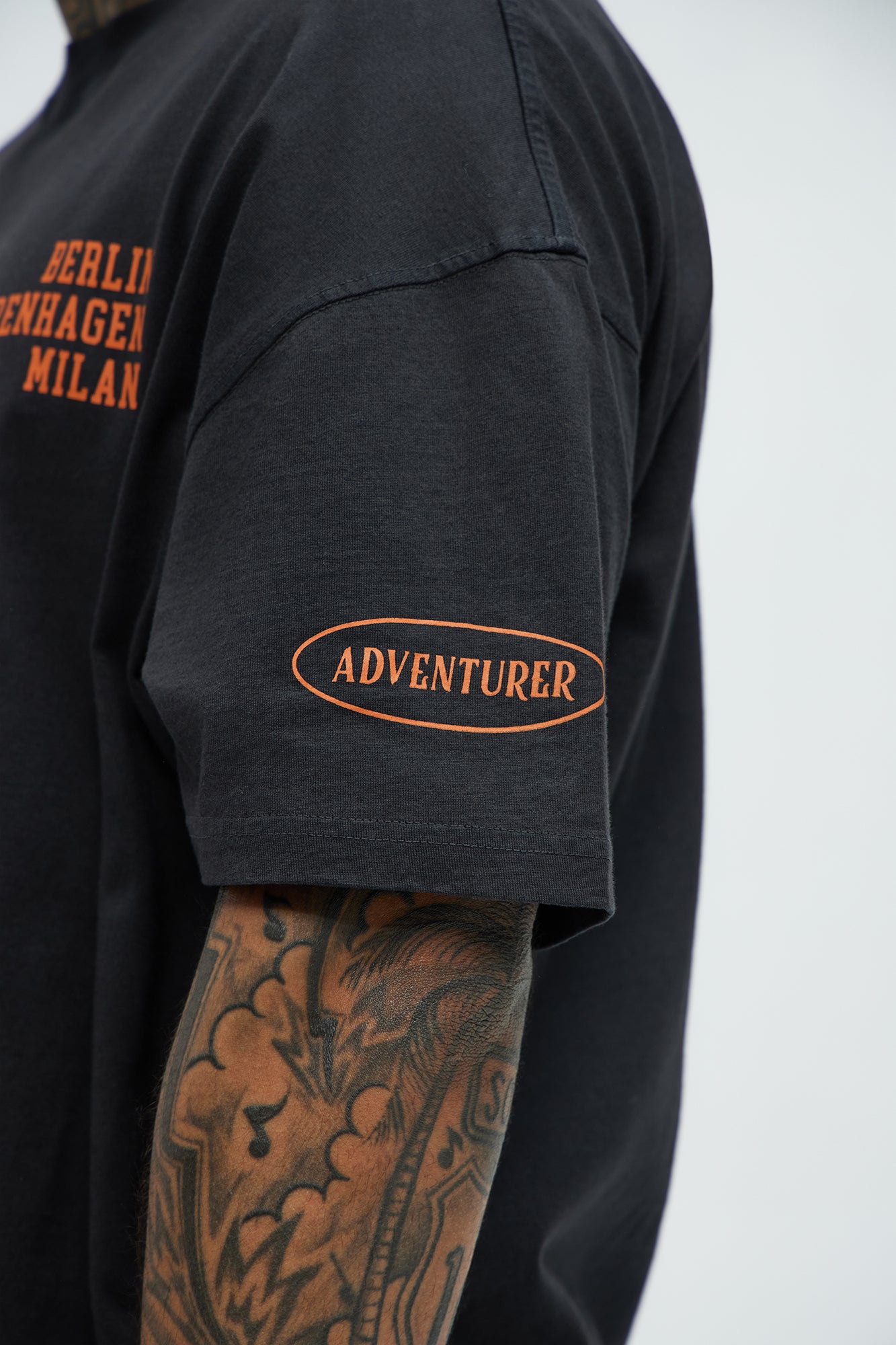 Adventurer Oversized Short Sleeve Tee - Black - Image 4