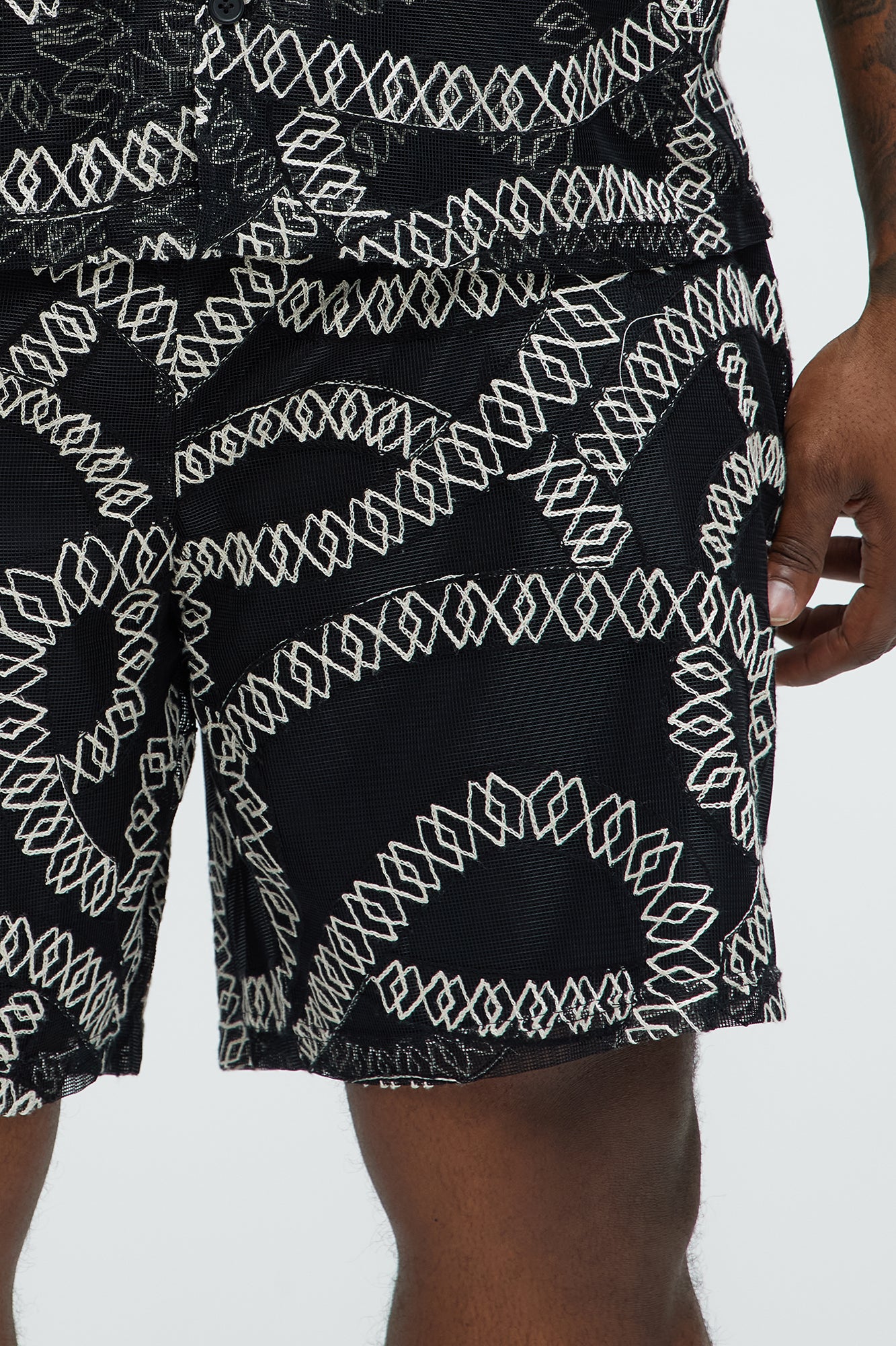 Embroidered Netting Relaxed Shorts - Black - Image 7