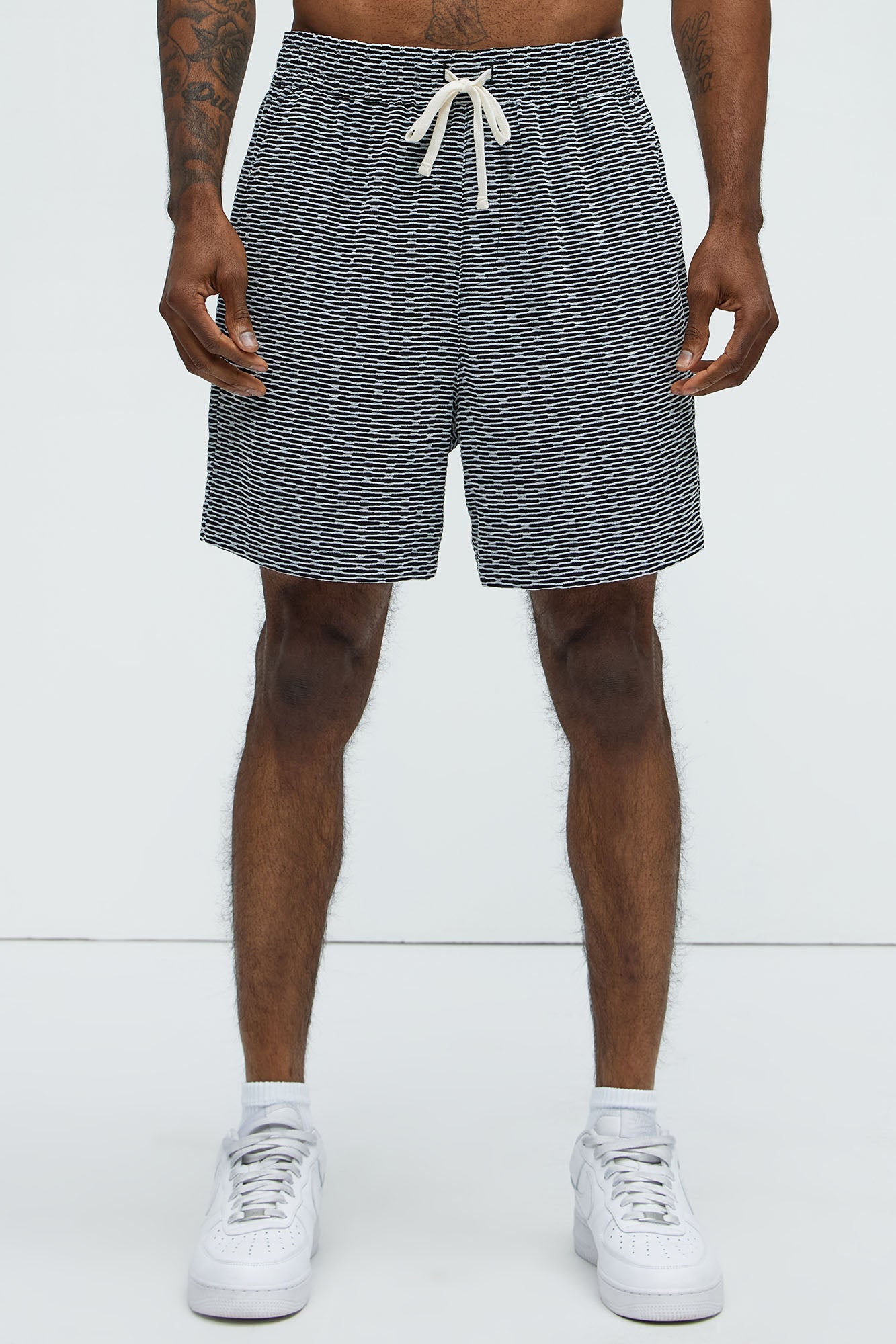 Textured Chenille Pattern Shorts - Black/White - Image 3