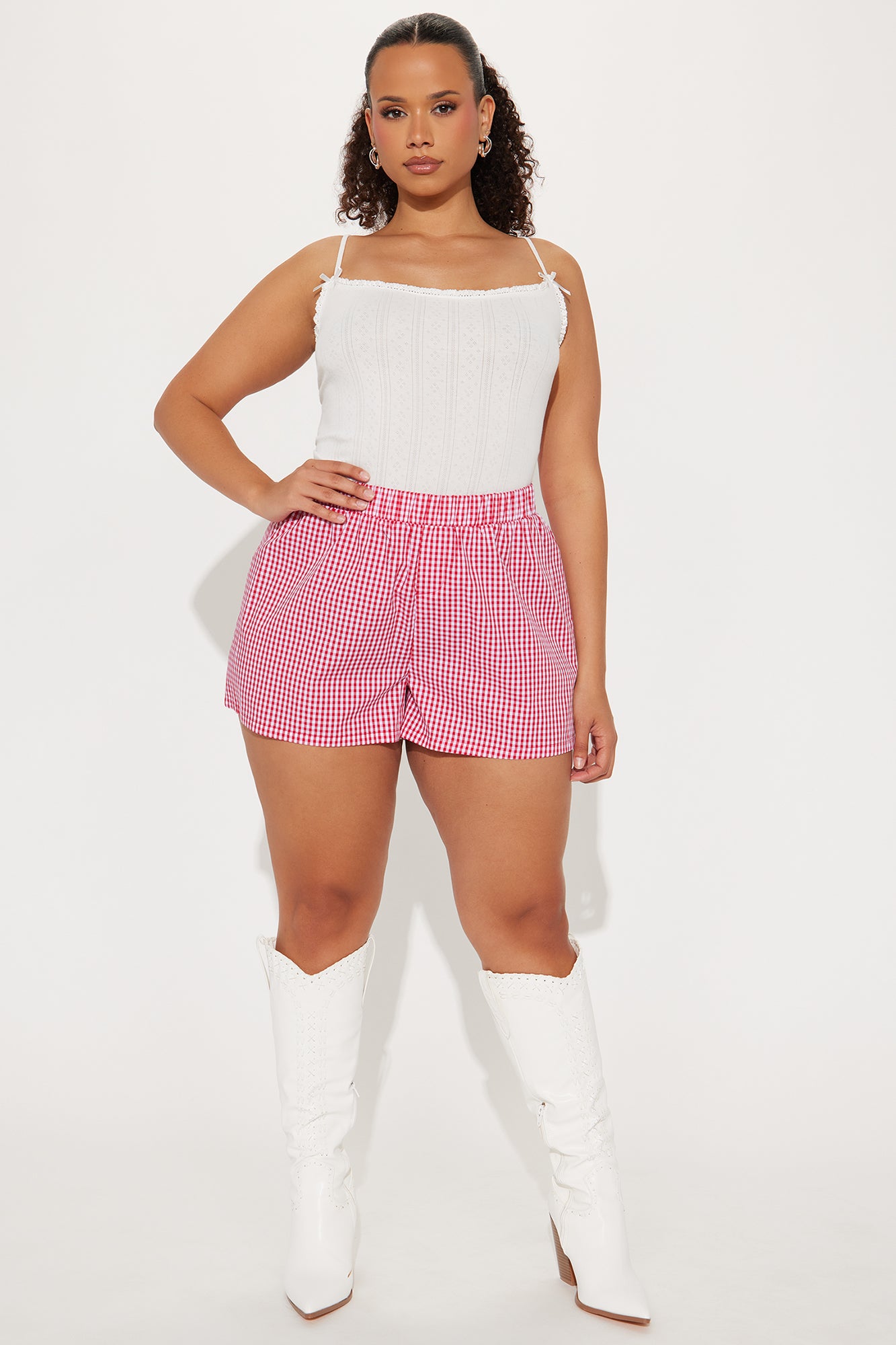Very Demure Gingham Short - Red - Image 4