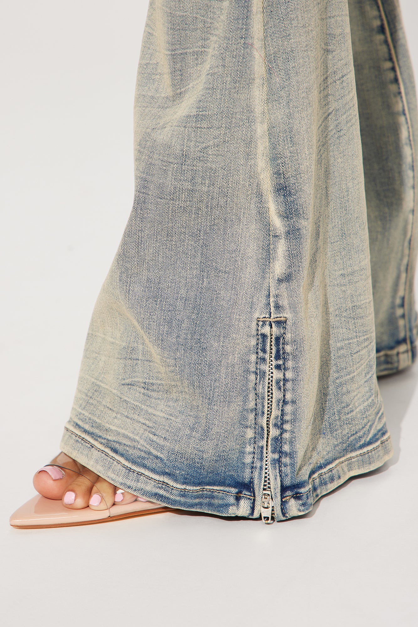 Block List Stretch Bootcut Jeans - Vintage Wash - Image 3