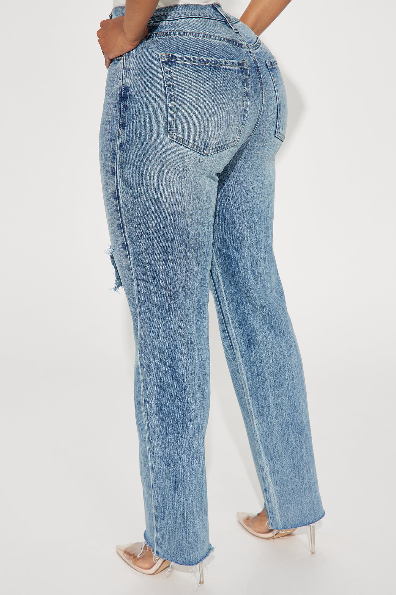 Catching Your Eye Stretch Straight Leg Jeans - Light Wash - Image 4