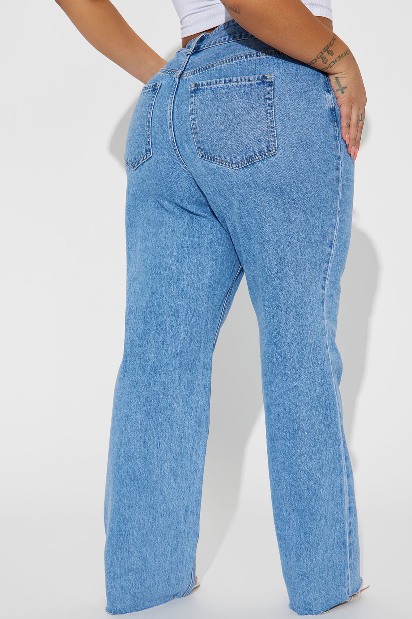 Winona 90's Wide Leg Jeans - Medium Blue Wash - Image 9