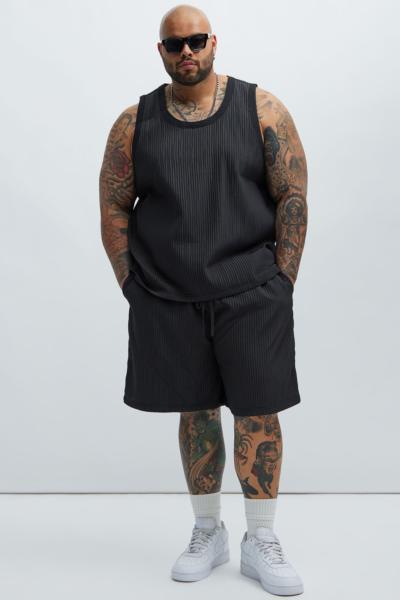 Santiago Relaxed Shorts - Black - Image 7