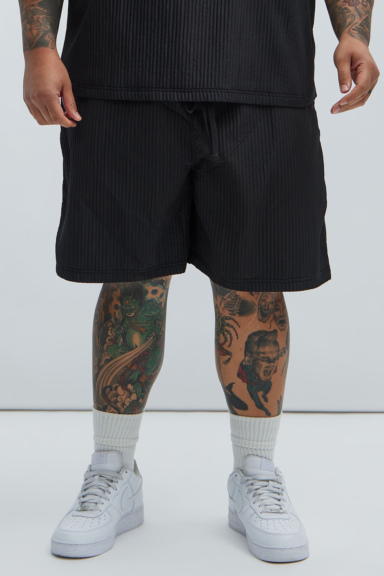 Santiago Relaxed Shorts - Black - Image 6