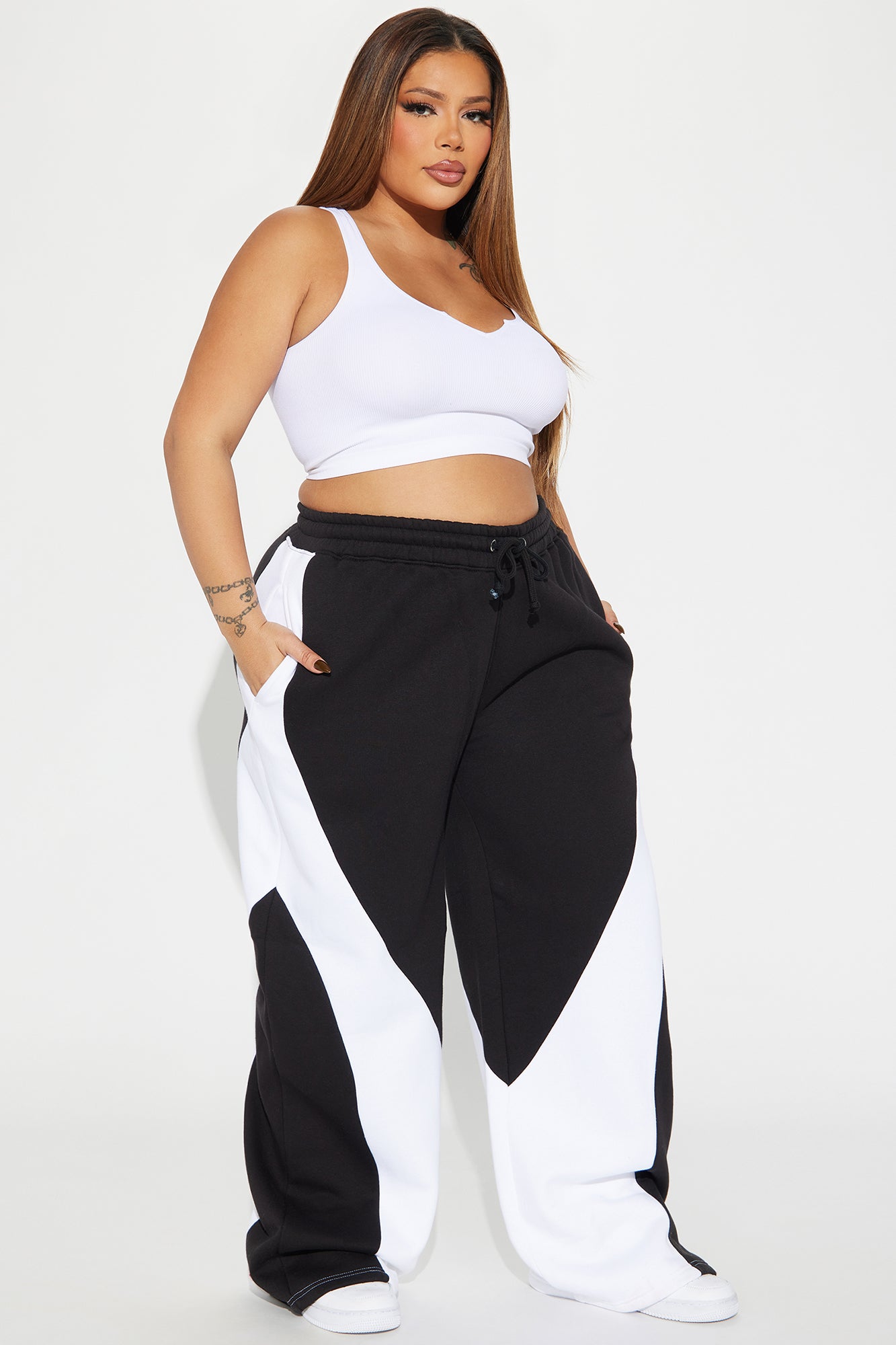 Fast Track Fleece Wide Leg Pant - Black/White - Image 4