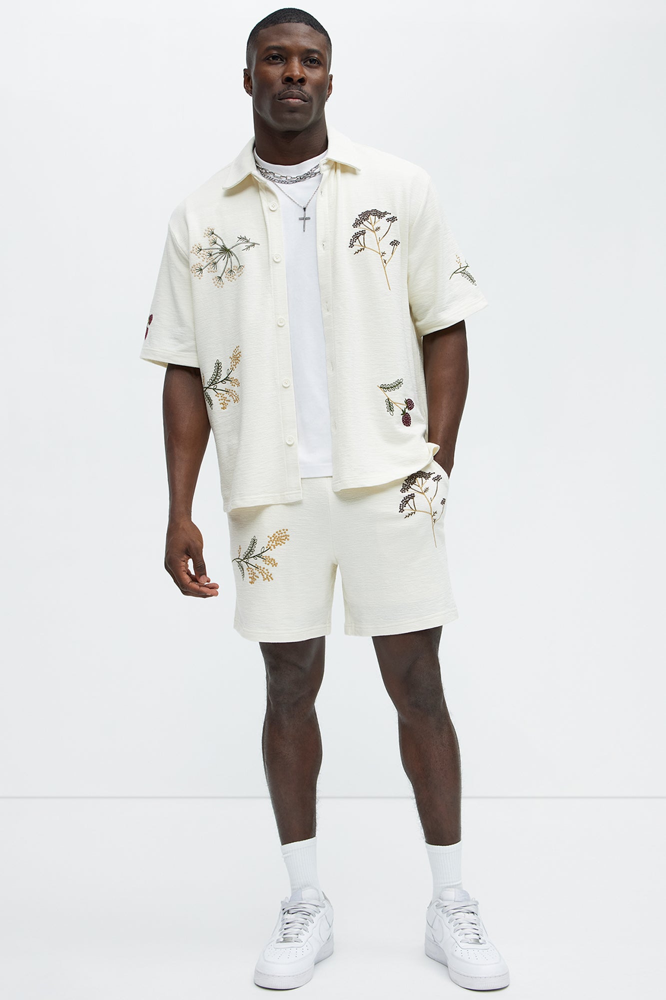 Berries And Blooms Embroidered Shorts - Cream - Image 3