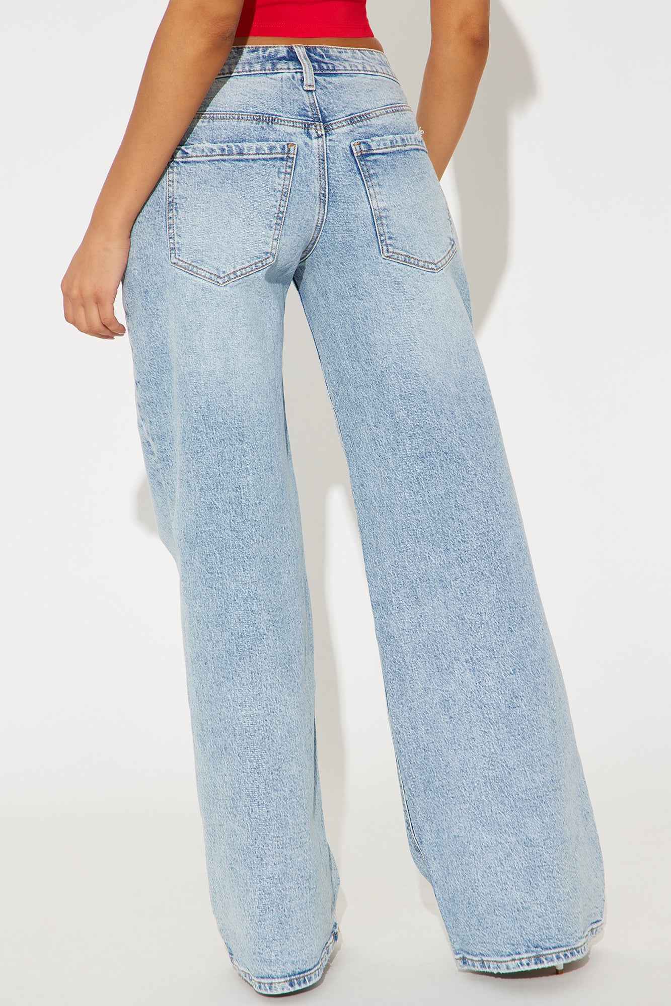 Still Going Strong Baggy Wide Leg Jeans - Light Wash - Image 3