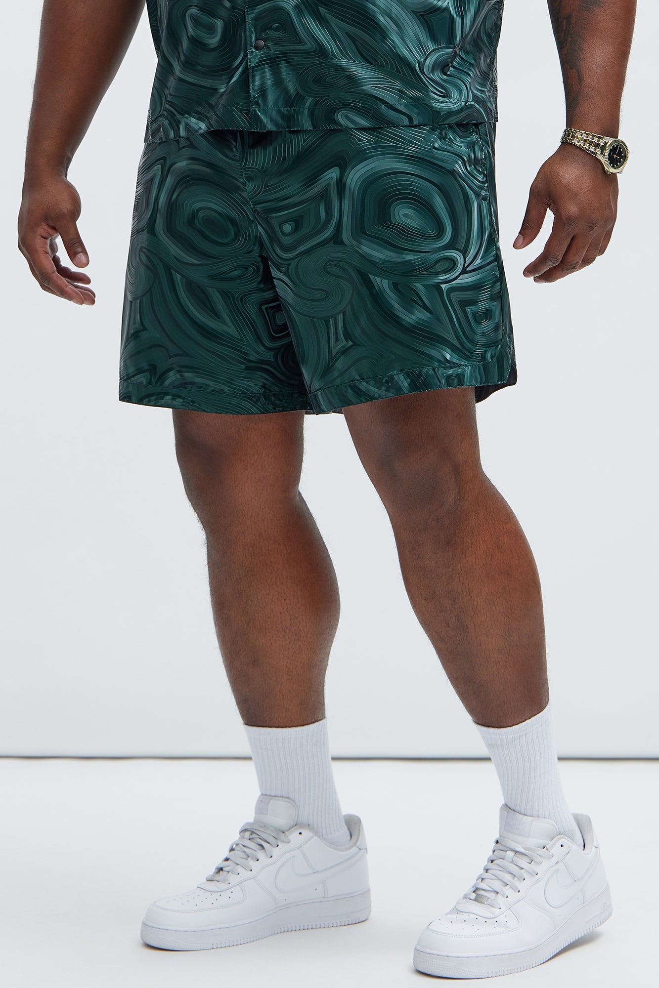 Prismatic Shorts - Green - Image 5