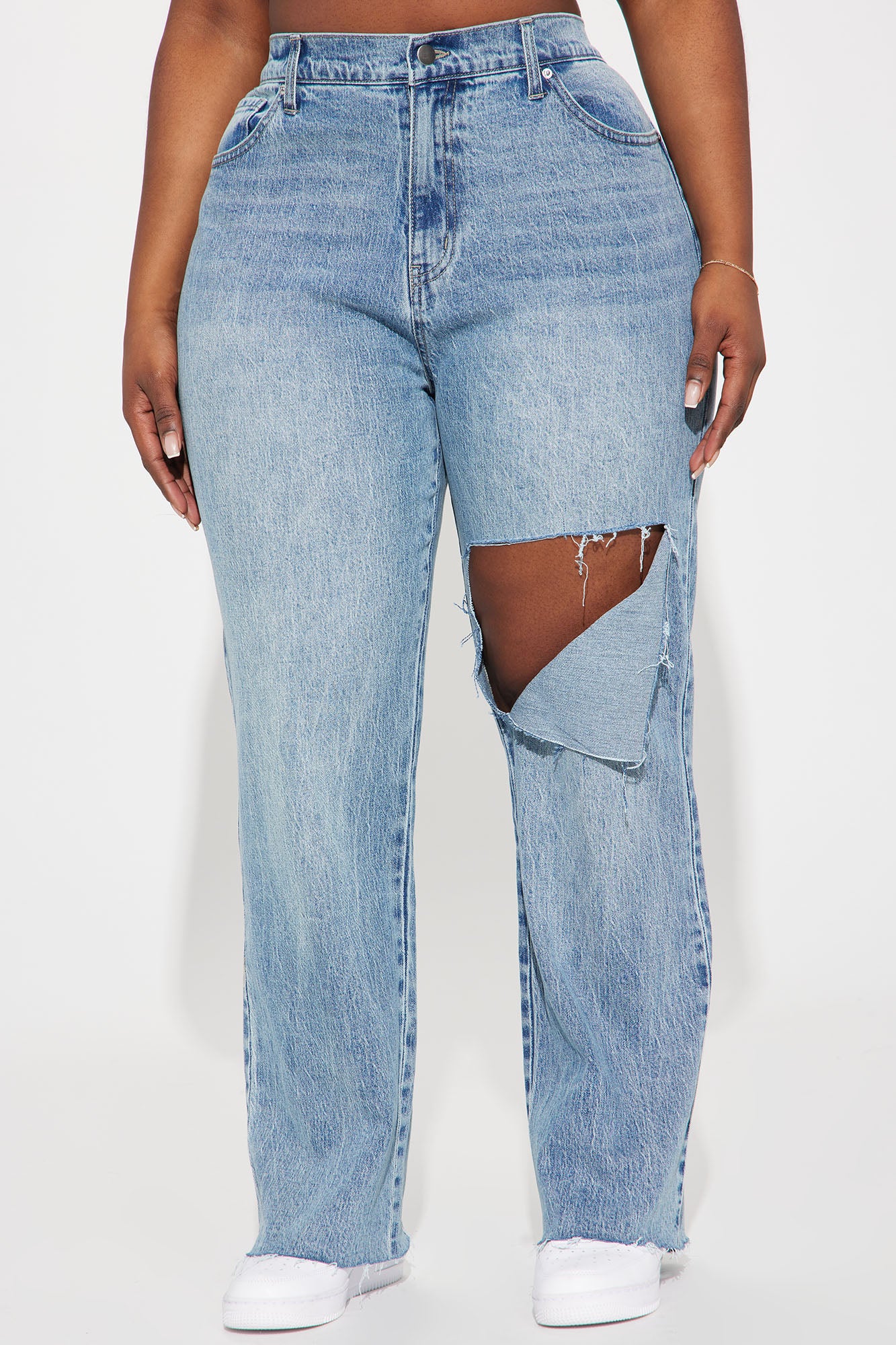 Catching Your Eye Stretch Straight Leg Jeans - Light Wash - Image 6