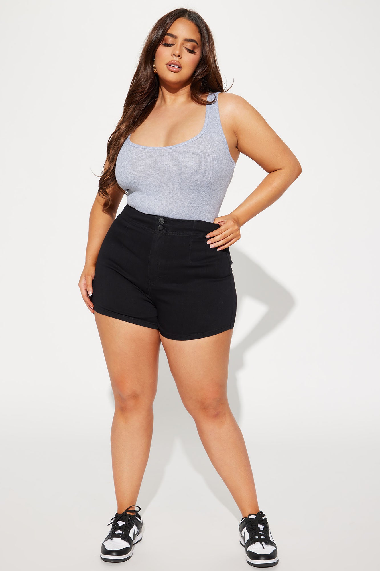 Super Stretch Curvy Denim Shorts - Black - Image 4