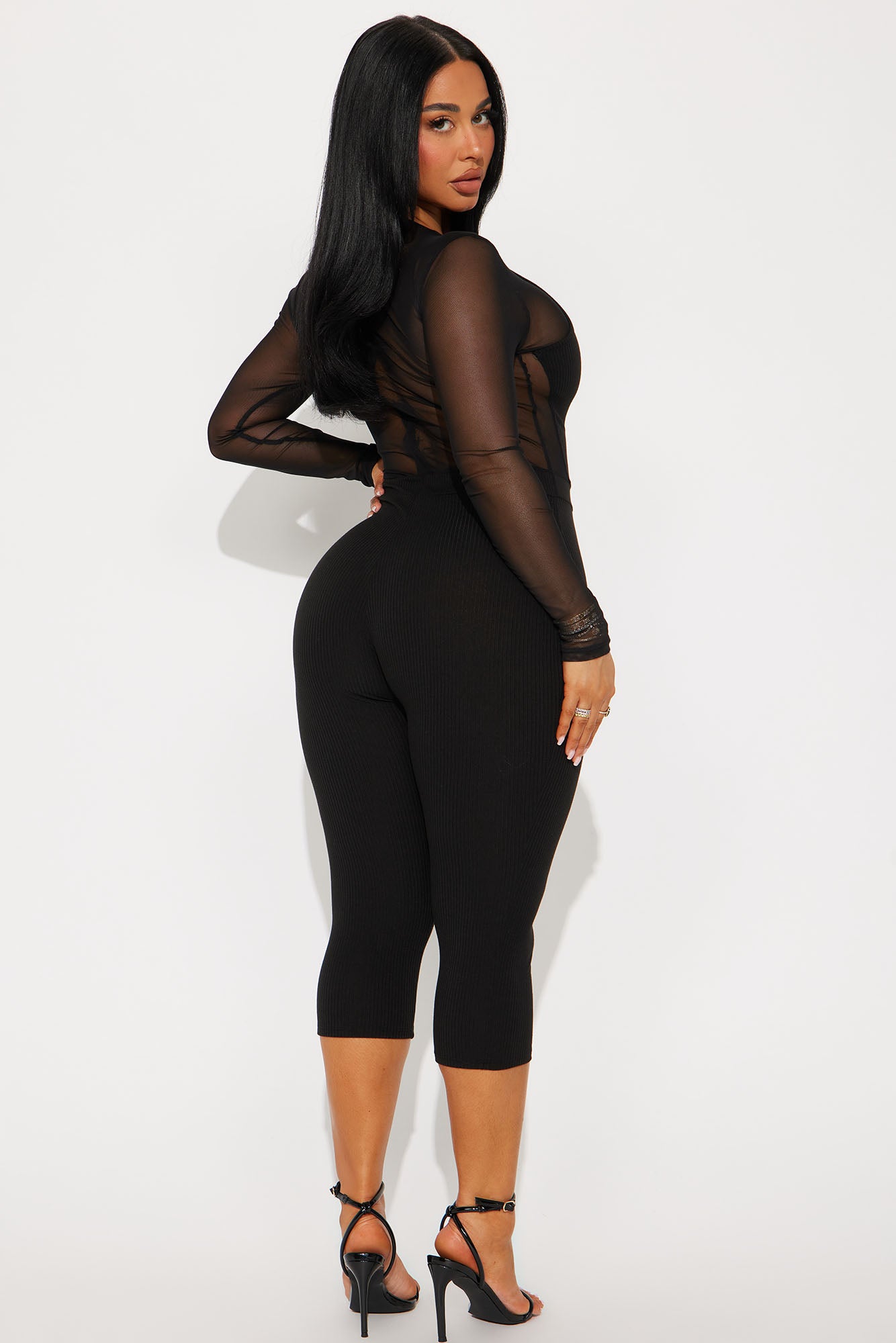 Emilia Ribbed Long Sleeve Capri Jumpsuit - Black - Image 3
