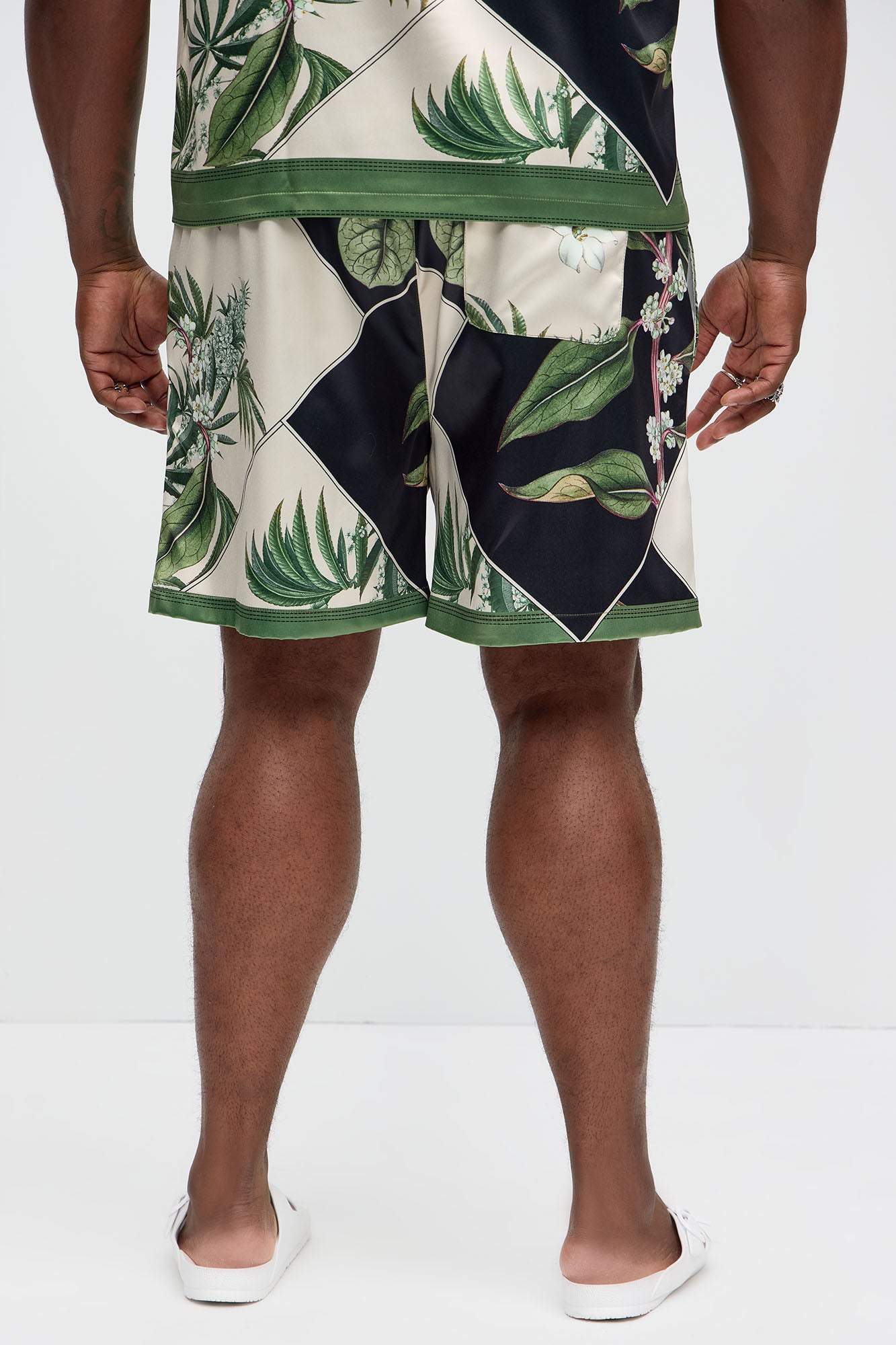 Agrarian Printed Short - Green/combo - Image 9