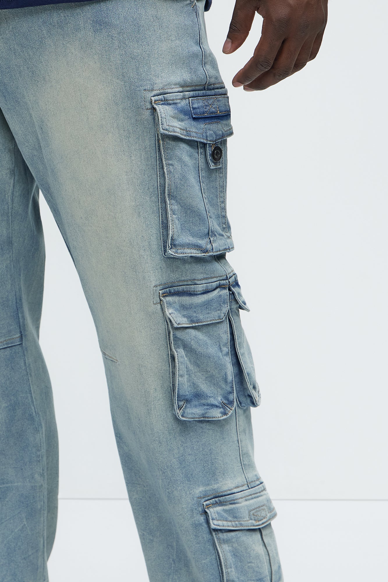 Bidding Straight Cargo Jeans - Light Wash - Image 8
