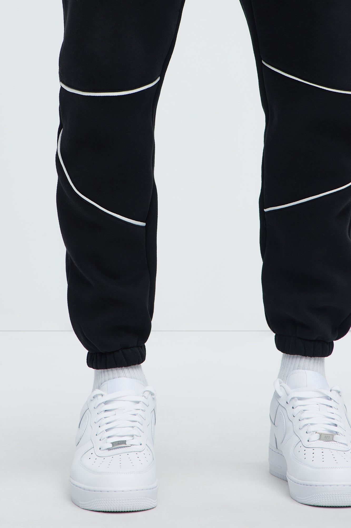 Drill Jogger - Black - Image 4