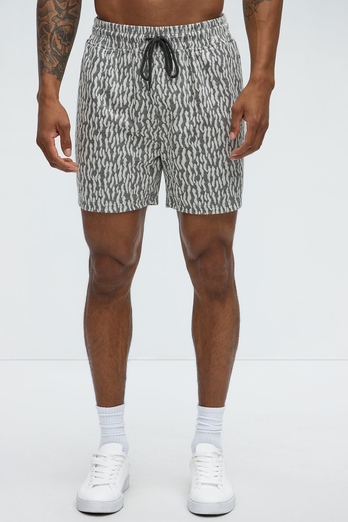 Havana Jacquard Relaxed Shorts - Grey - Image 3