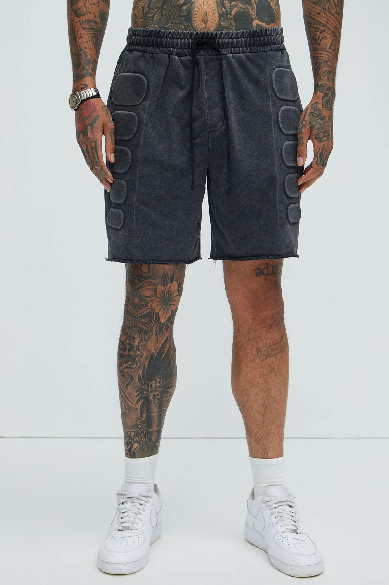 Mayzen Relaxed Shorts - Black Wash - Image 3