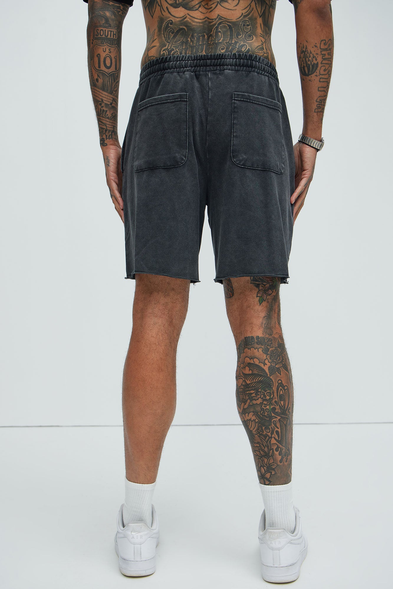 Mayzen Relaxed Shorts - Black Wash - Image 4