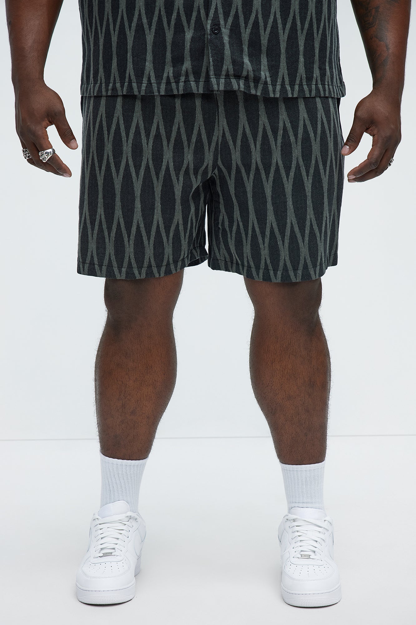 Waved Lines Shorts - Black/combo - Image 6