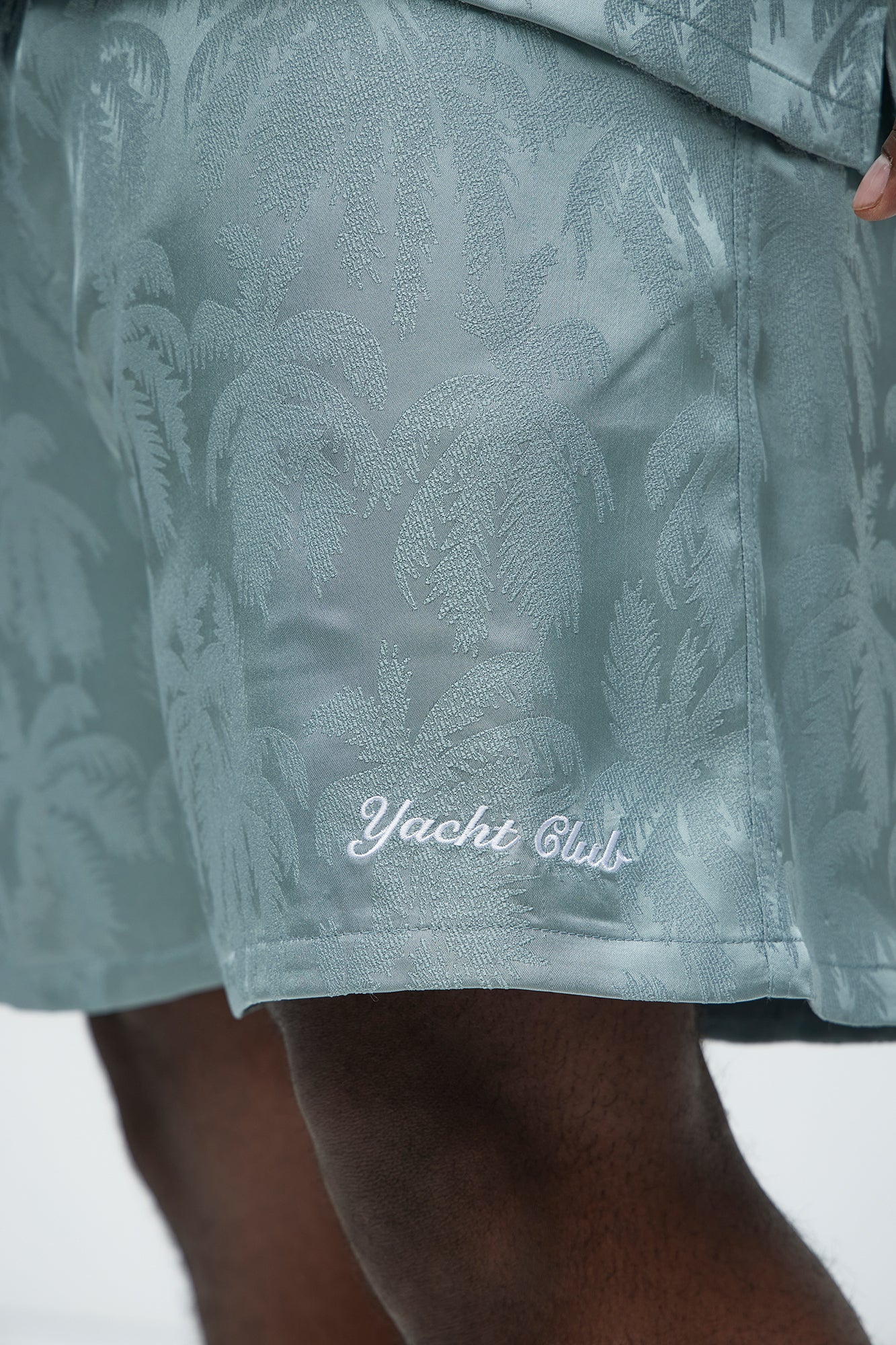 Palm Trees Jacquard Relaxed Shorts - Green - Image 8