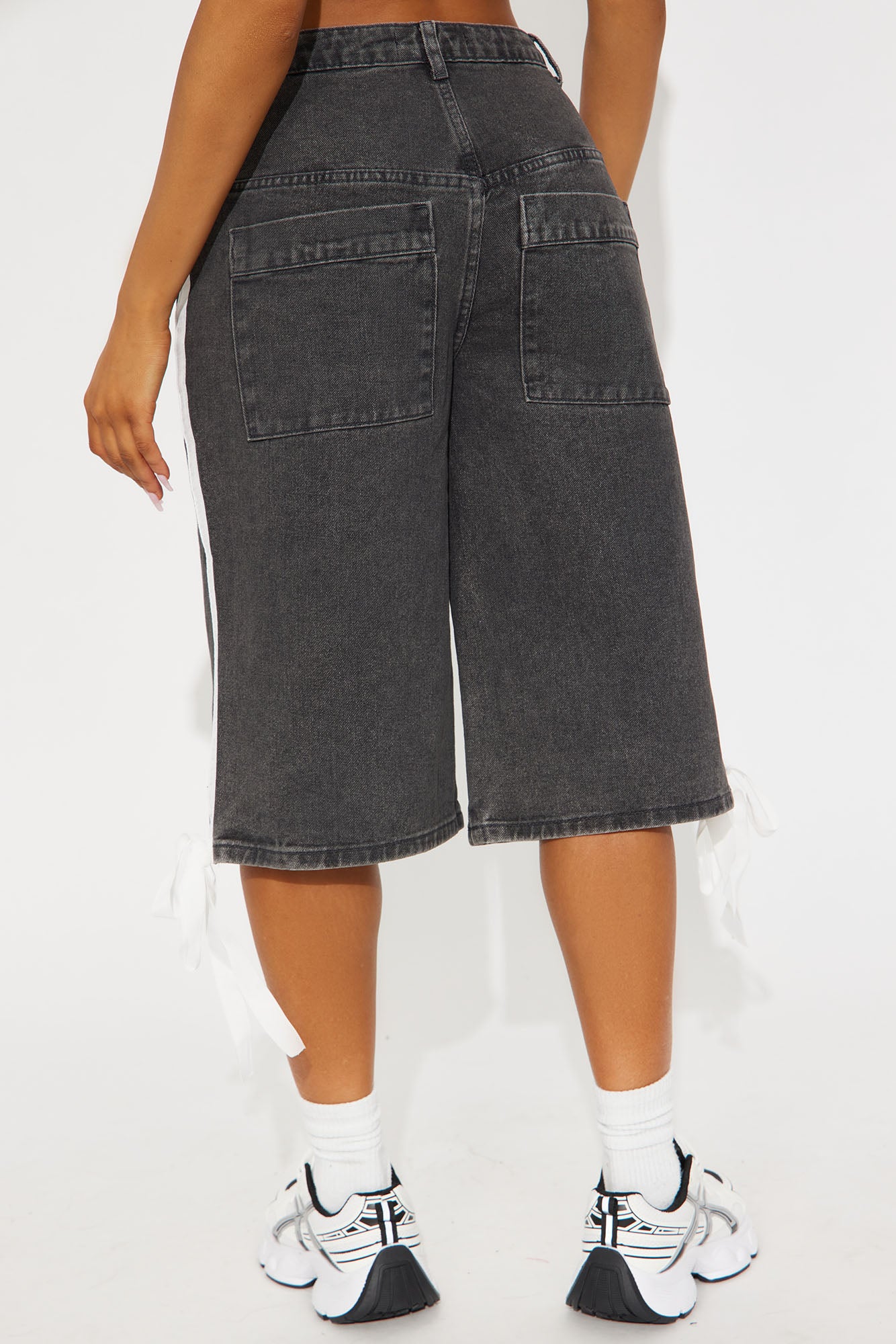 Kimi Non Stretch Stripe Denim Jorts - Black Wash - Image 4