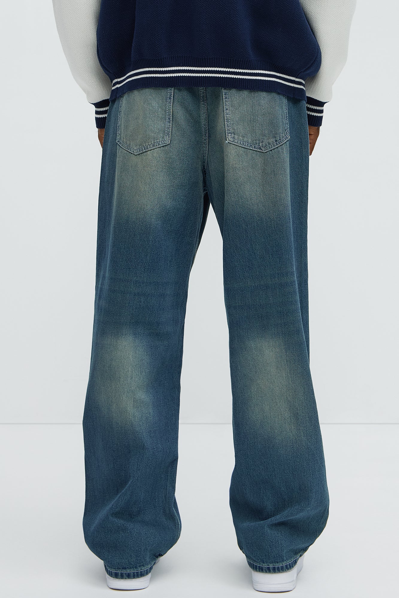 Break Me Off Baggy Jeans - Medium Blue Wash - Image 4