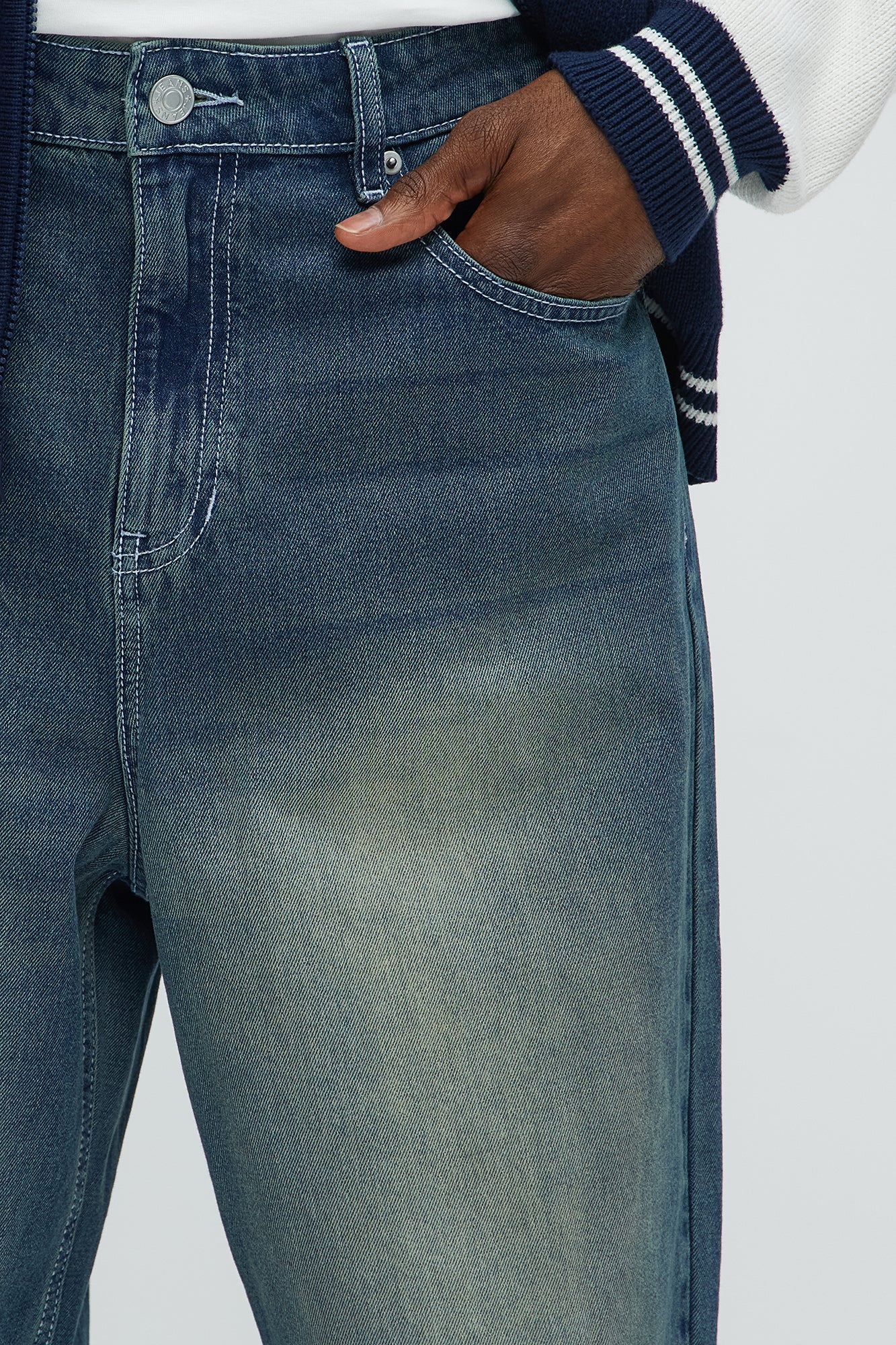 Break Me Off Baggy Jeans - Medium Blue Wash - Image 3