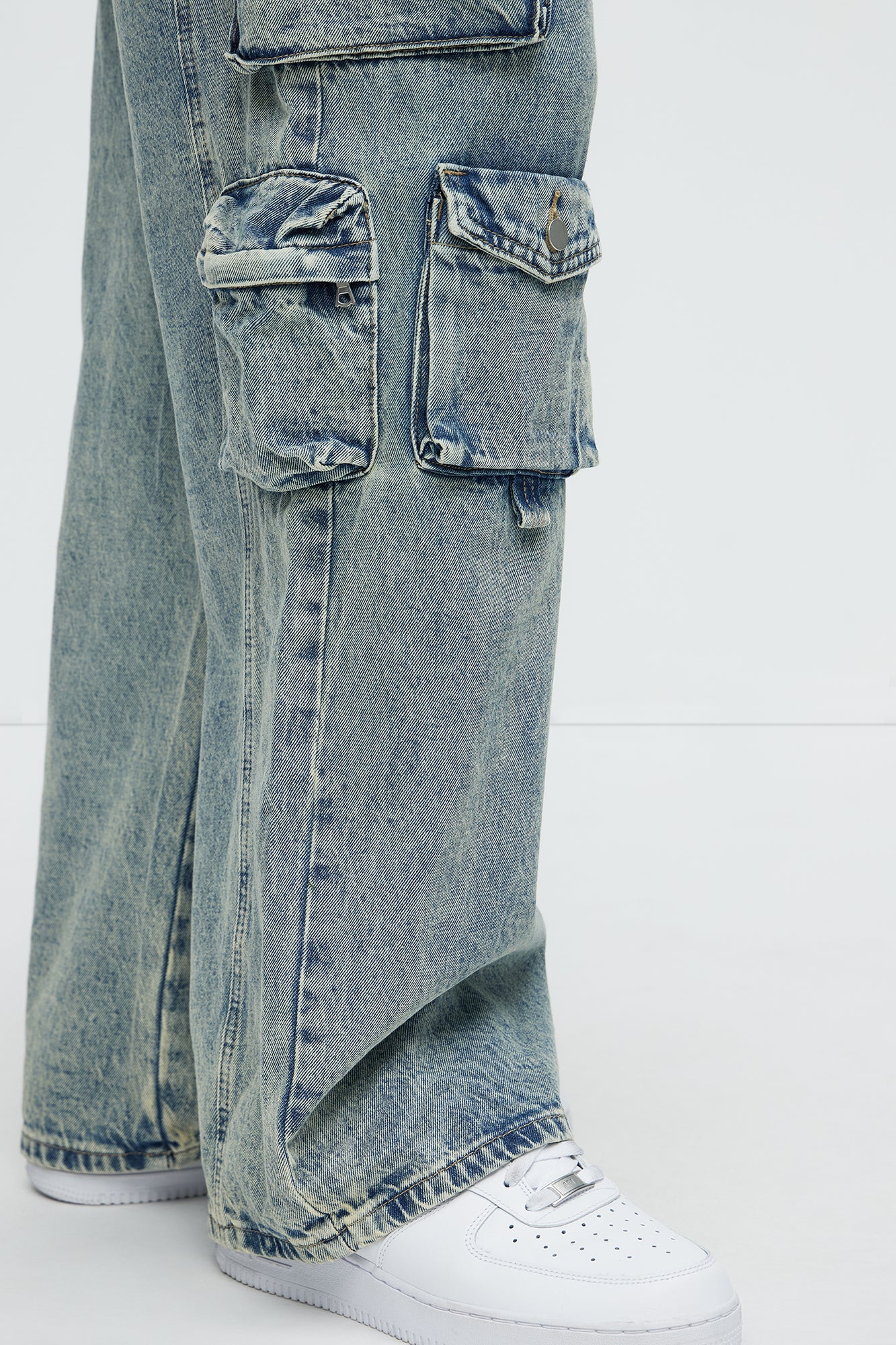 Wish So Many Baggy Cargo Jeans - Medium Blue Wash - Image 4