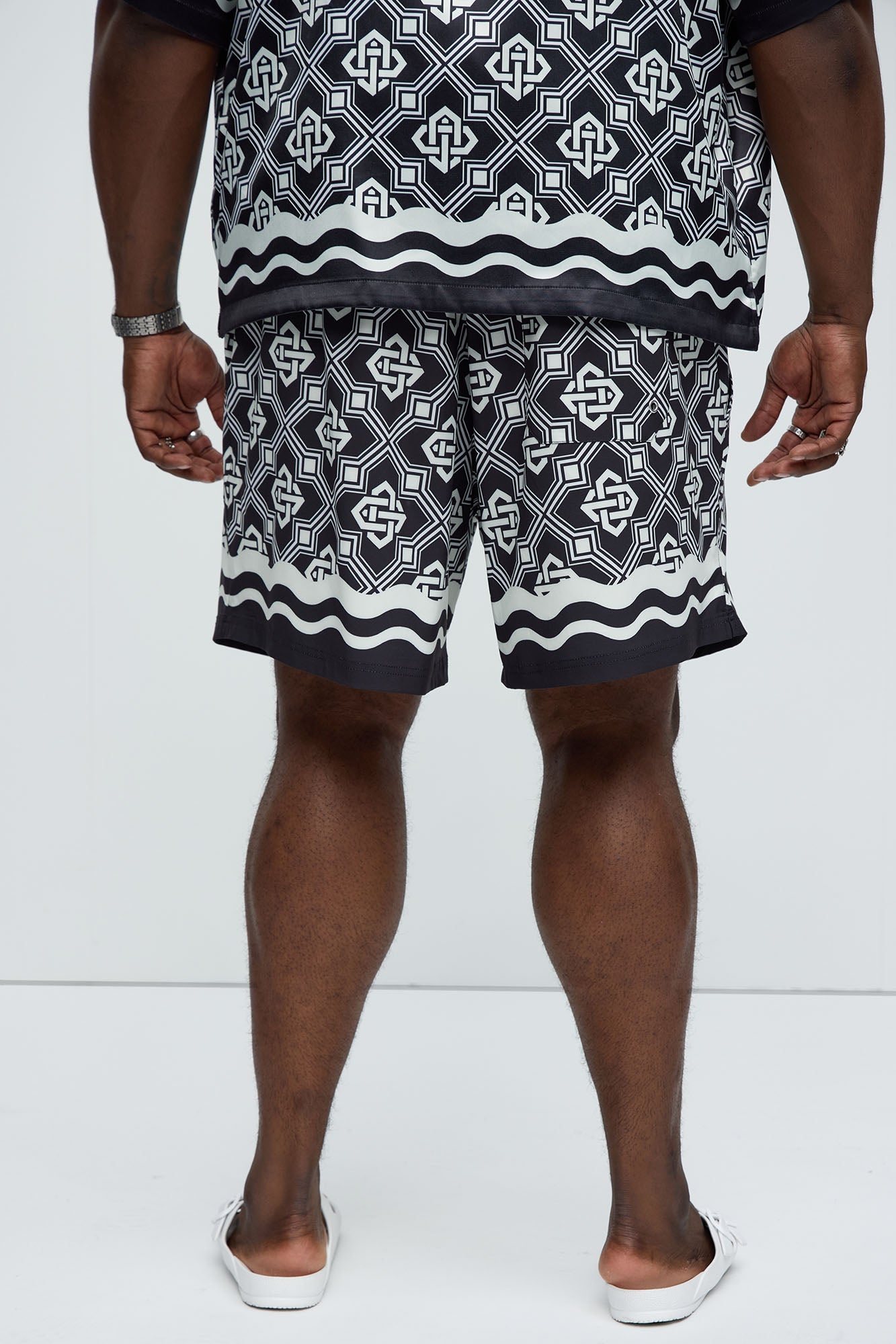 Geometric Wavy Border Swim Classic Trunk - Multi Color - Image 8