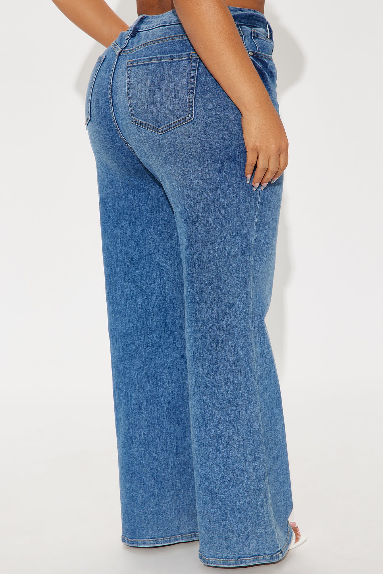Feeling The Heat Stretch Wide Leg Jeans - Medium Wash - Image 6