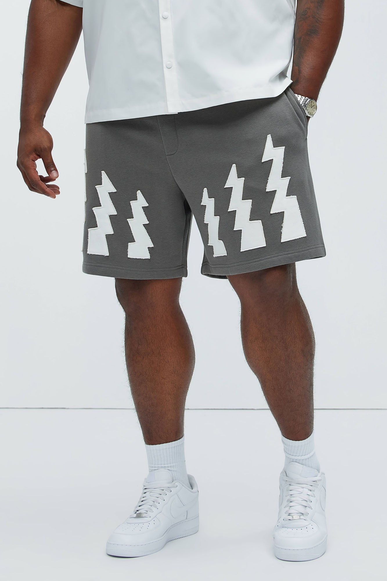 Tyson Lightning Relaxed Shorts - Charcoal - Image 4