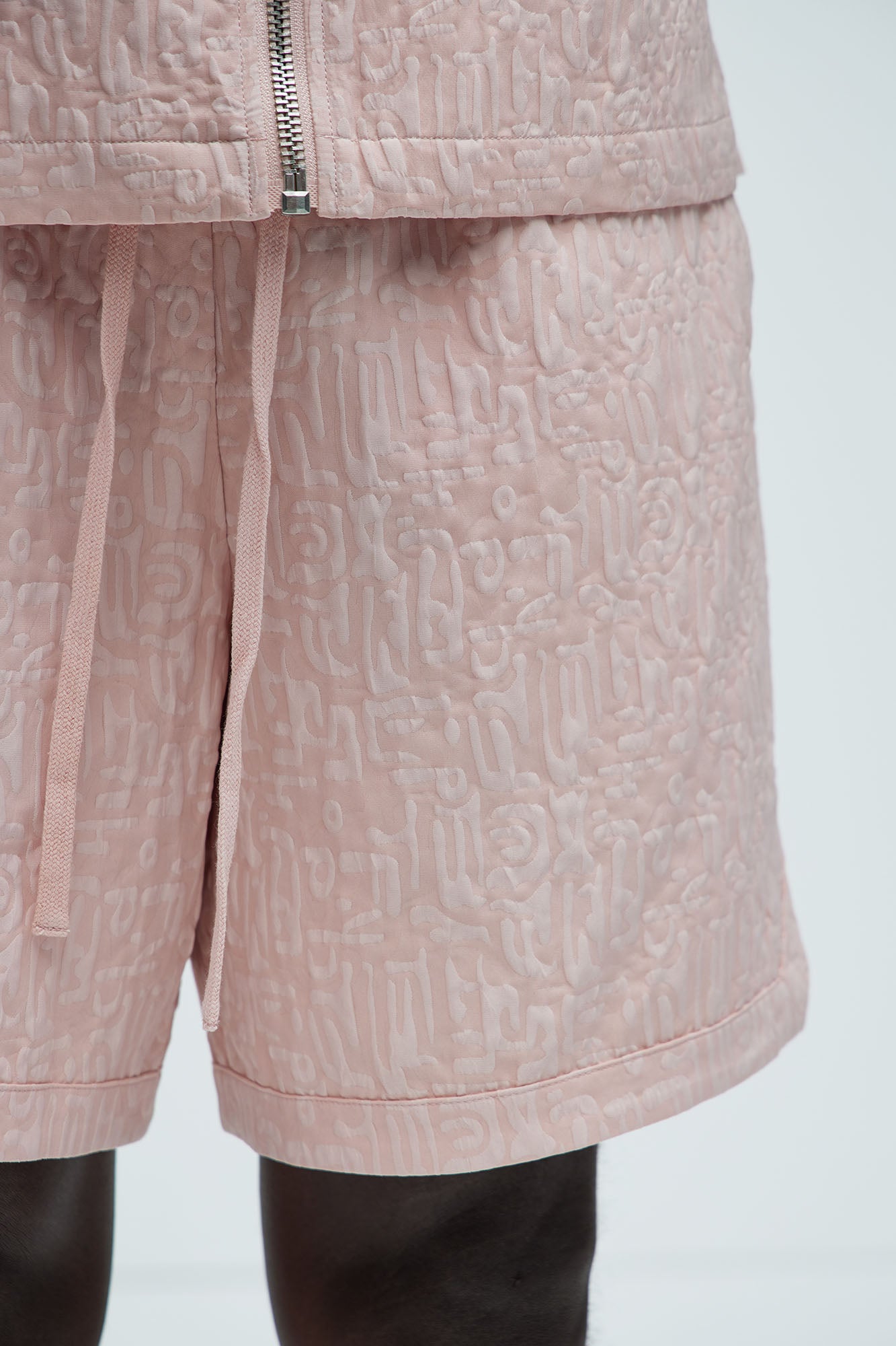 Via Margutta Textured Shorts - Mauve - Image 3
