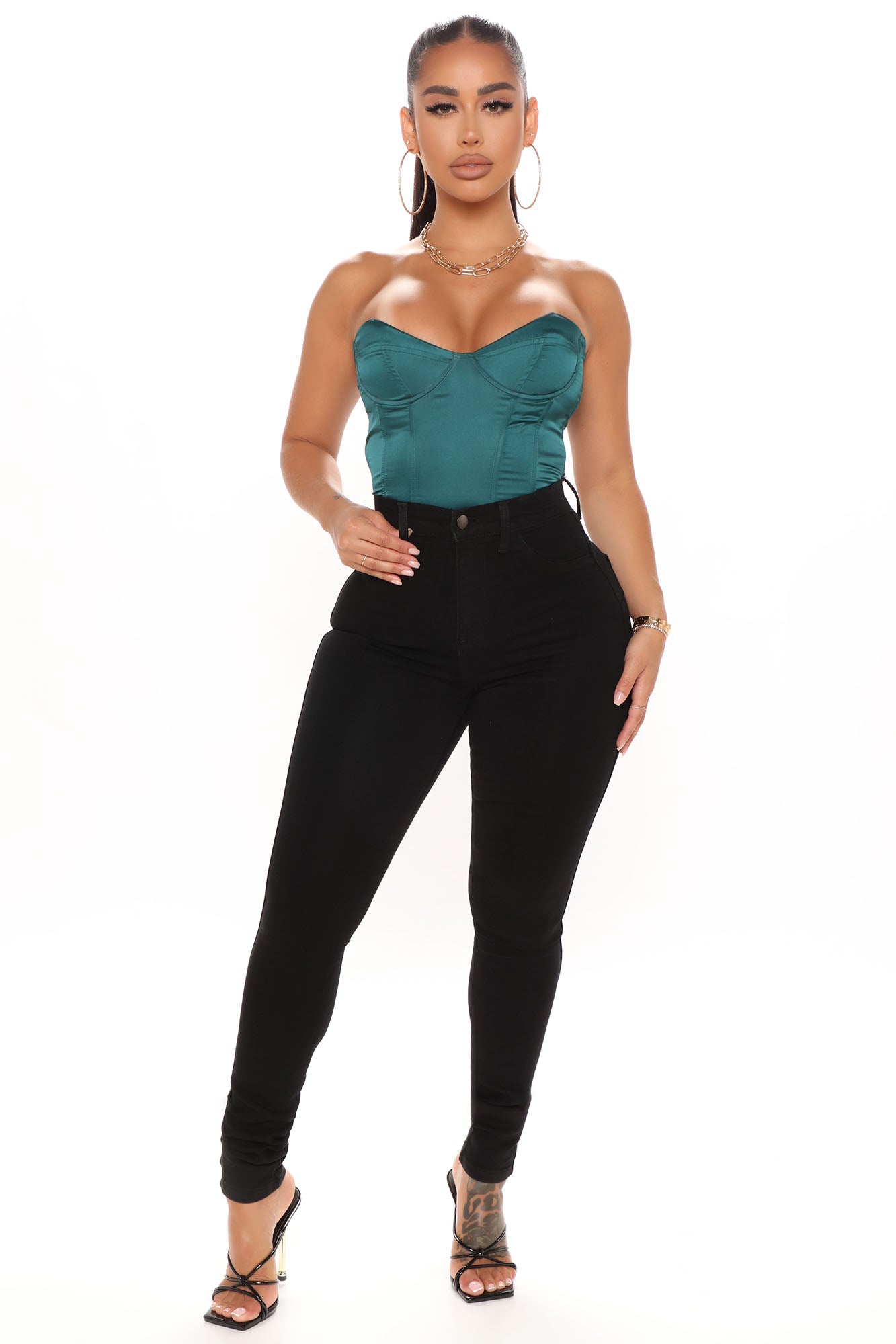 Classic Beauty Booty Lifter Skinny Jeans - Black - Image 3