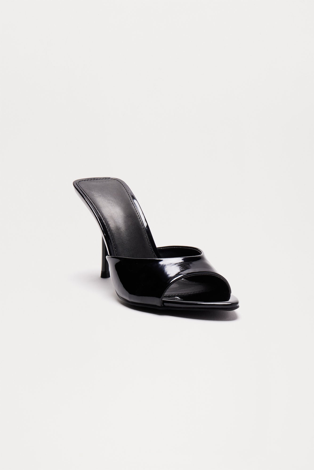 Getting Into It Mules - Black - Image 4