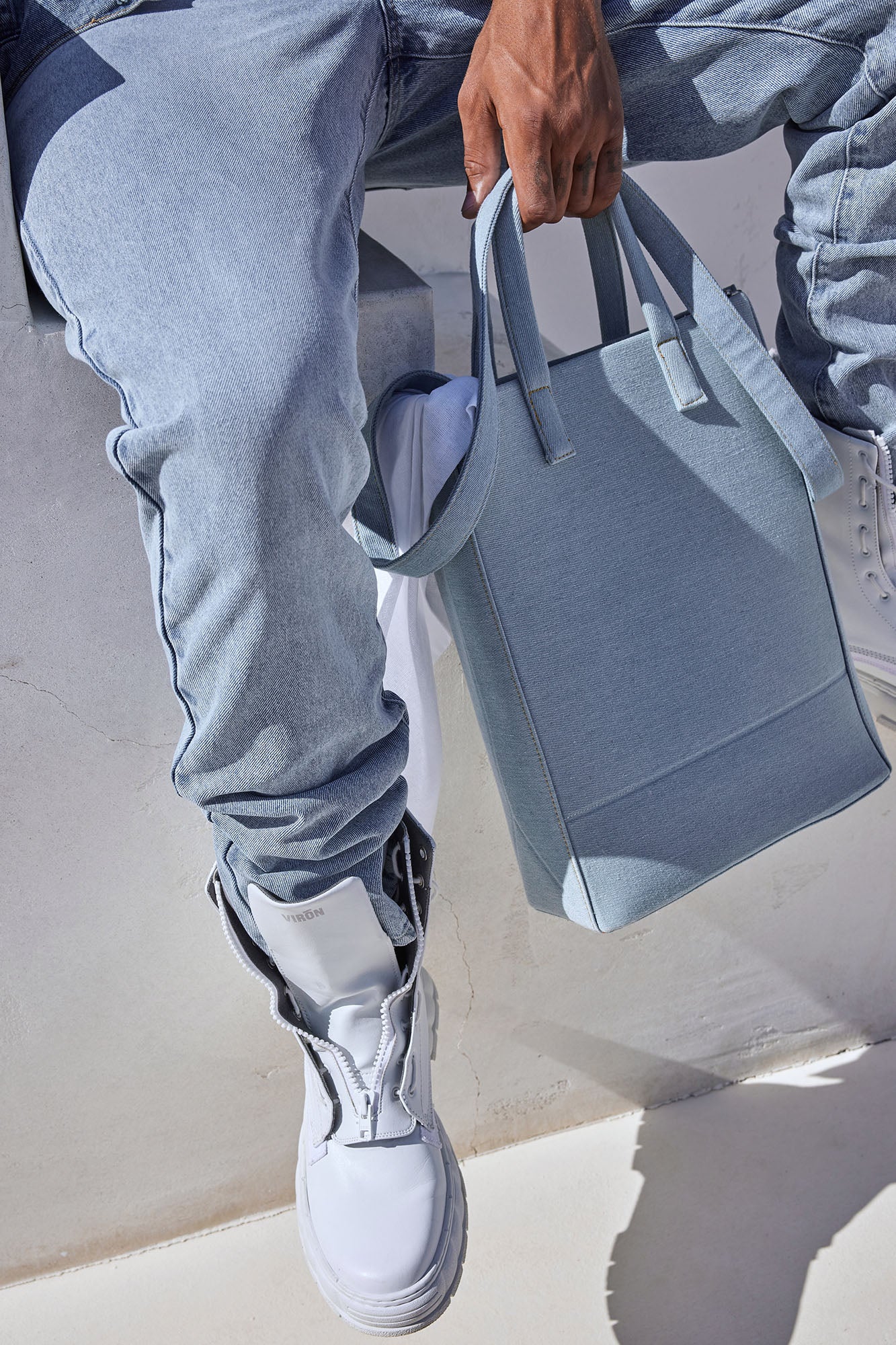 Dean Straight Jeans - Light Blue Wash - Image 4