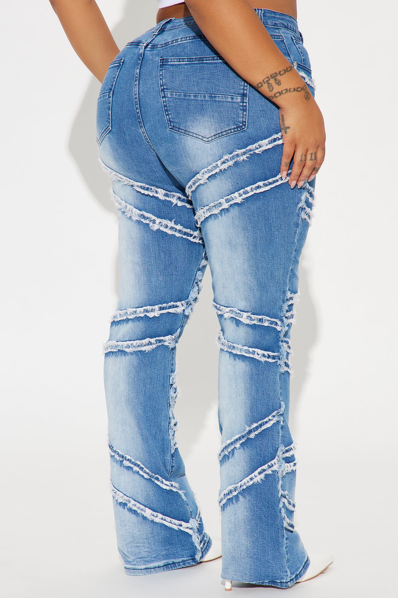 Making A Point Stretch Fray Flare Jeans - Medium Wash - Image 6