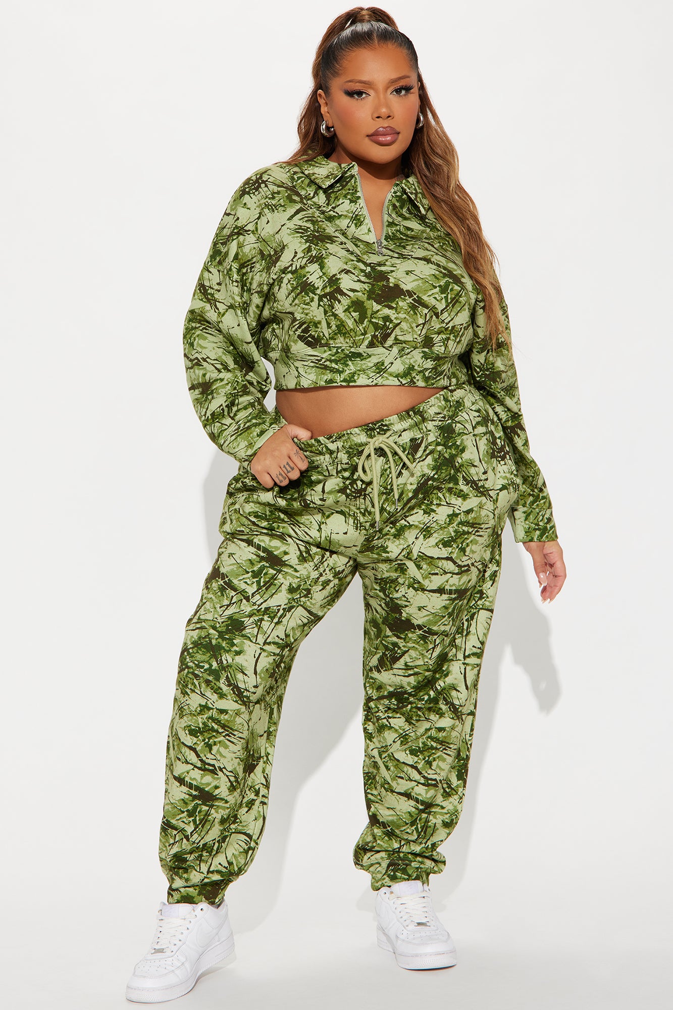 Hiding Out Fleece Pant Set - Green/combo - Image 4