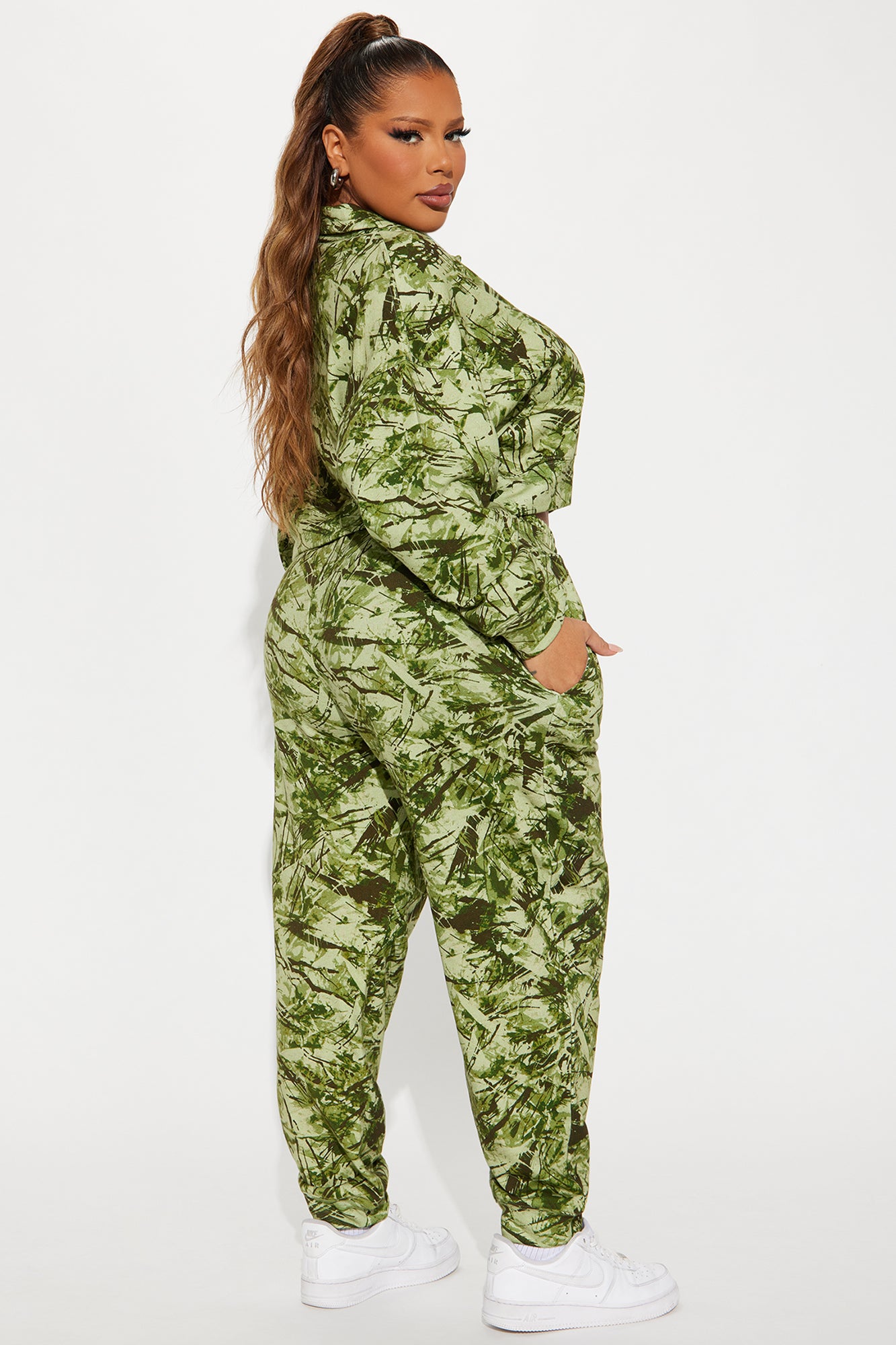 Hiding Out Fleece Pant Set - Green/combo - Image 7