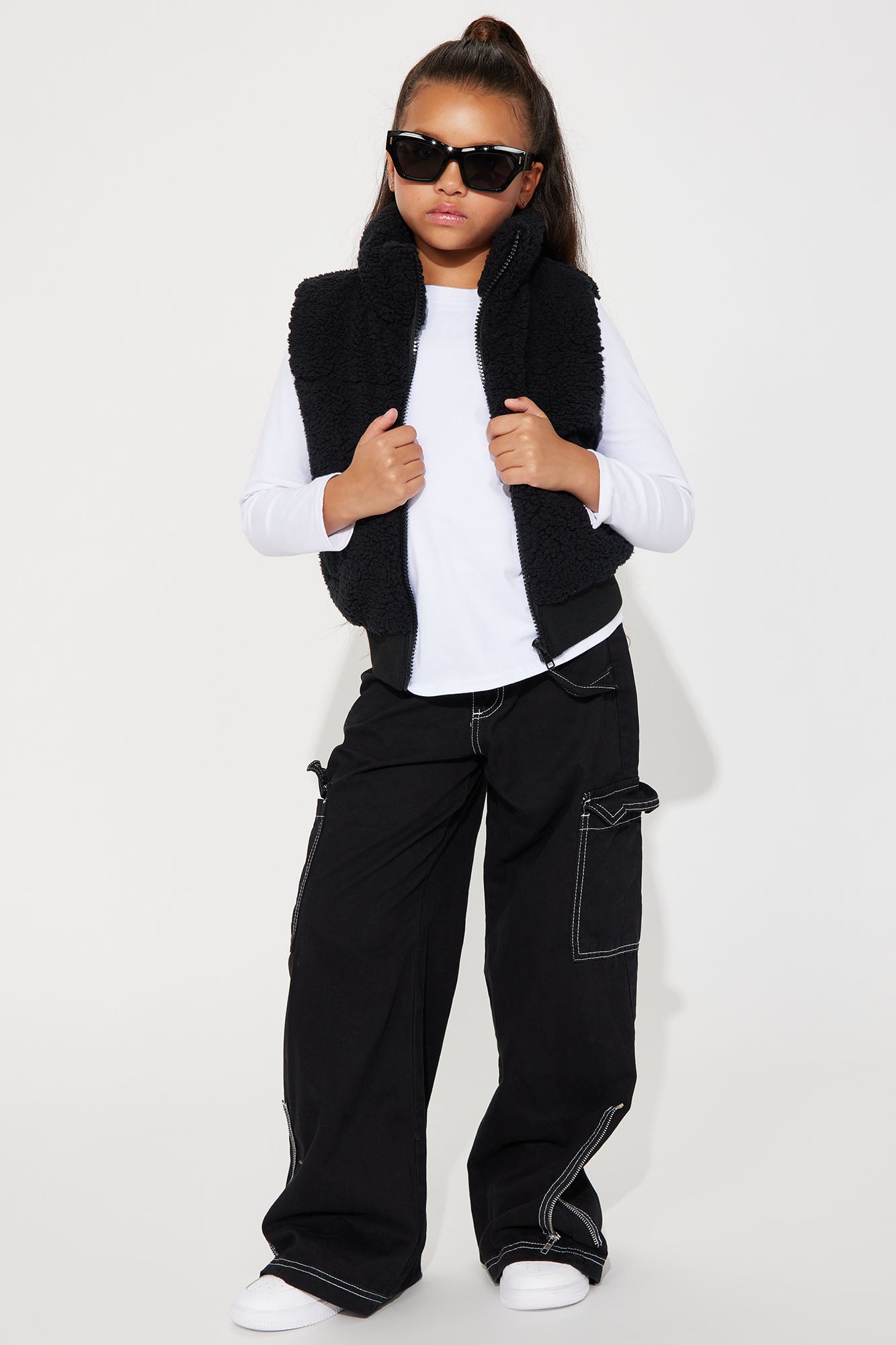 Mini Kiara Sherpa Puffer Vest - Black - Image 3