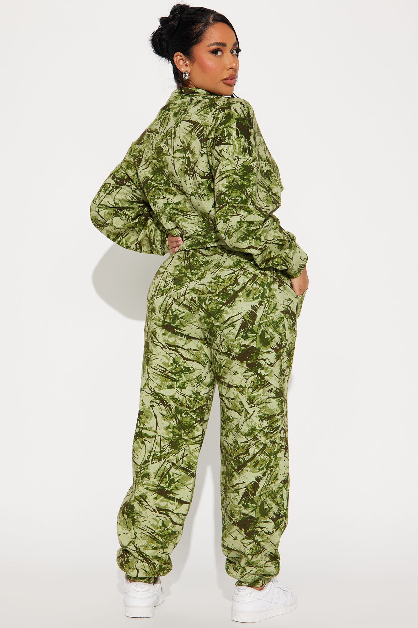 Hiding Out Fleece Pant Set - Green/combo - Image 3