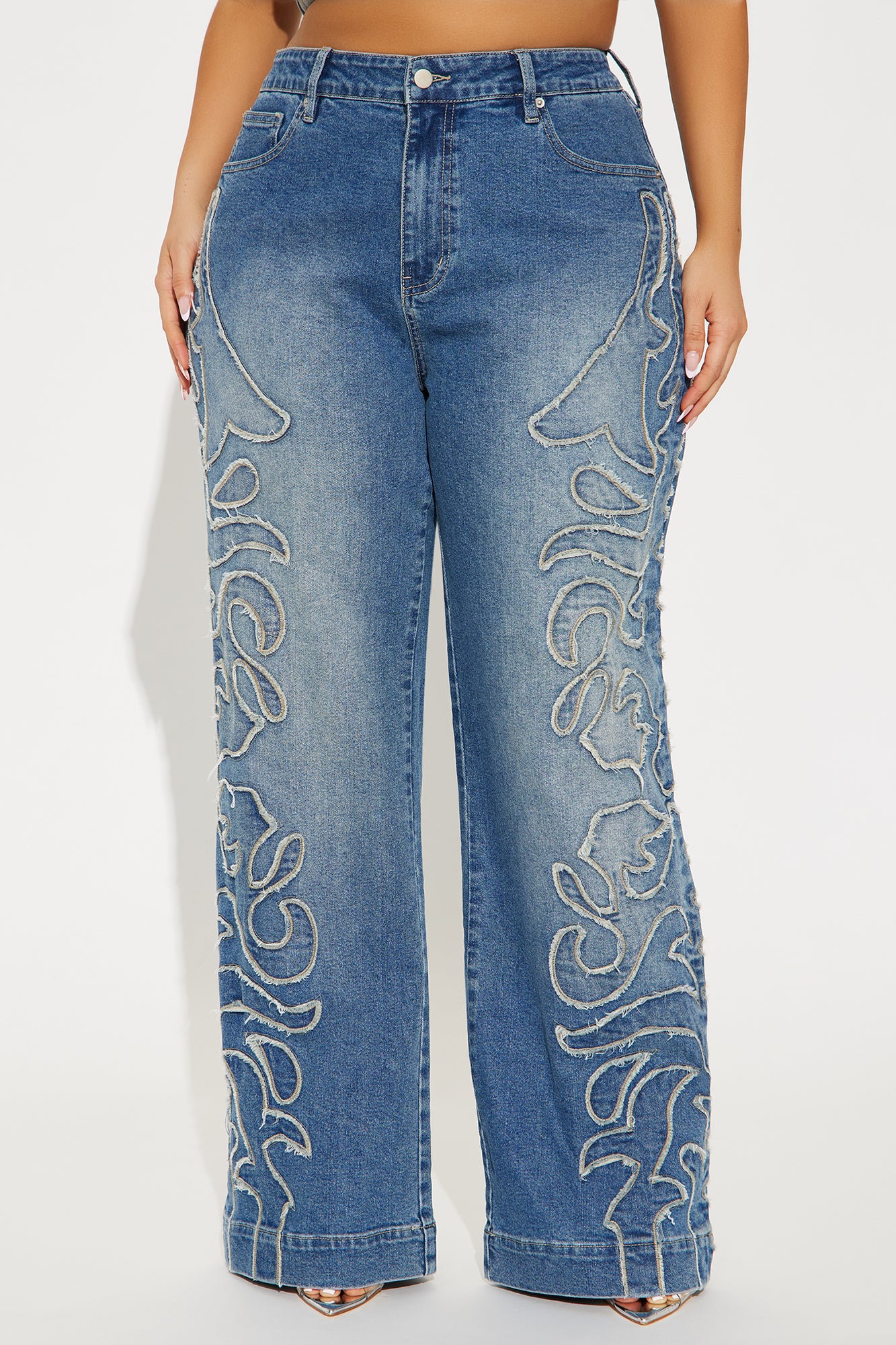 Della Stretch Straight Leg Jeans - Medium Wash - Image 4