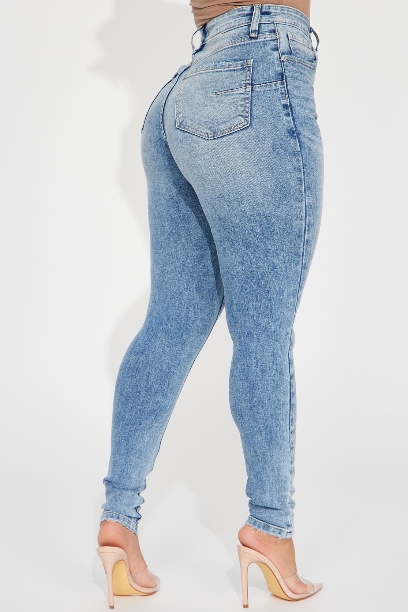 Contour Beauty Sculpting Stretch Skinny Jeans - Light Wash - Image 4