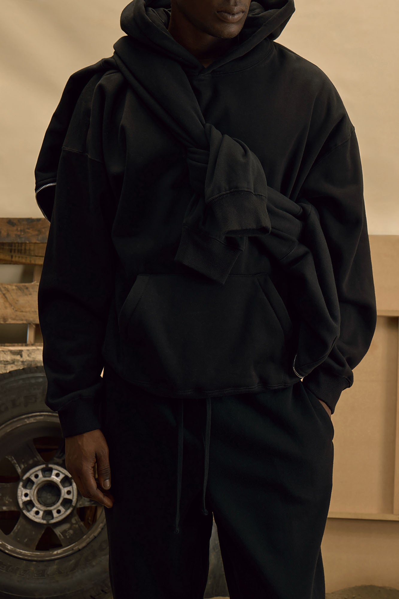 Tyson Hoodie - Black - Image 4