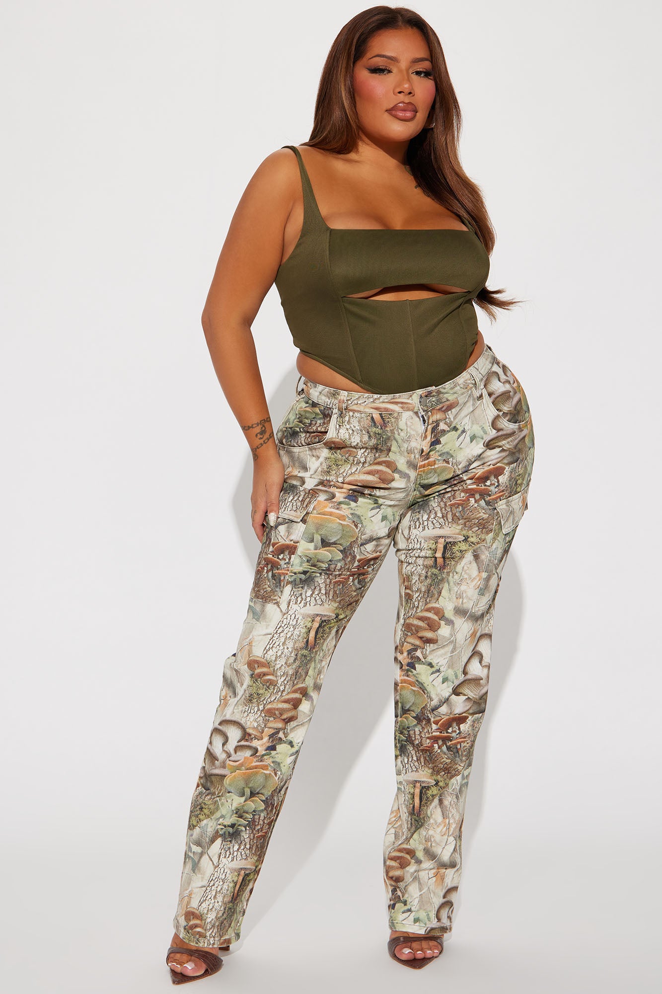 Weekend Trip Camo Stretch Cargo Jean - Taupe/combo - Image 5