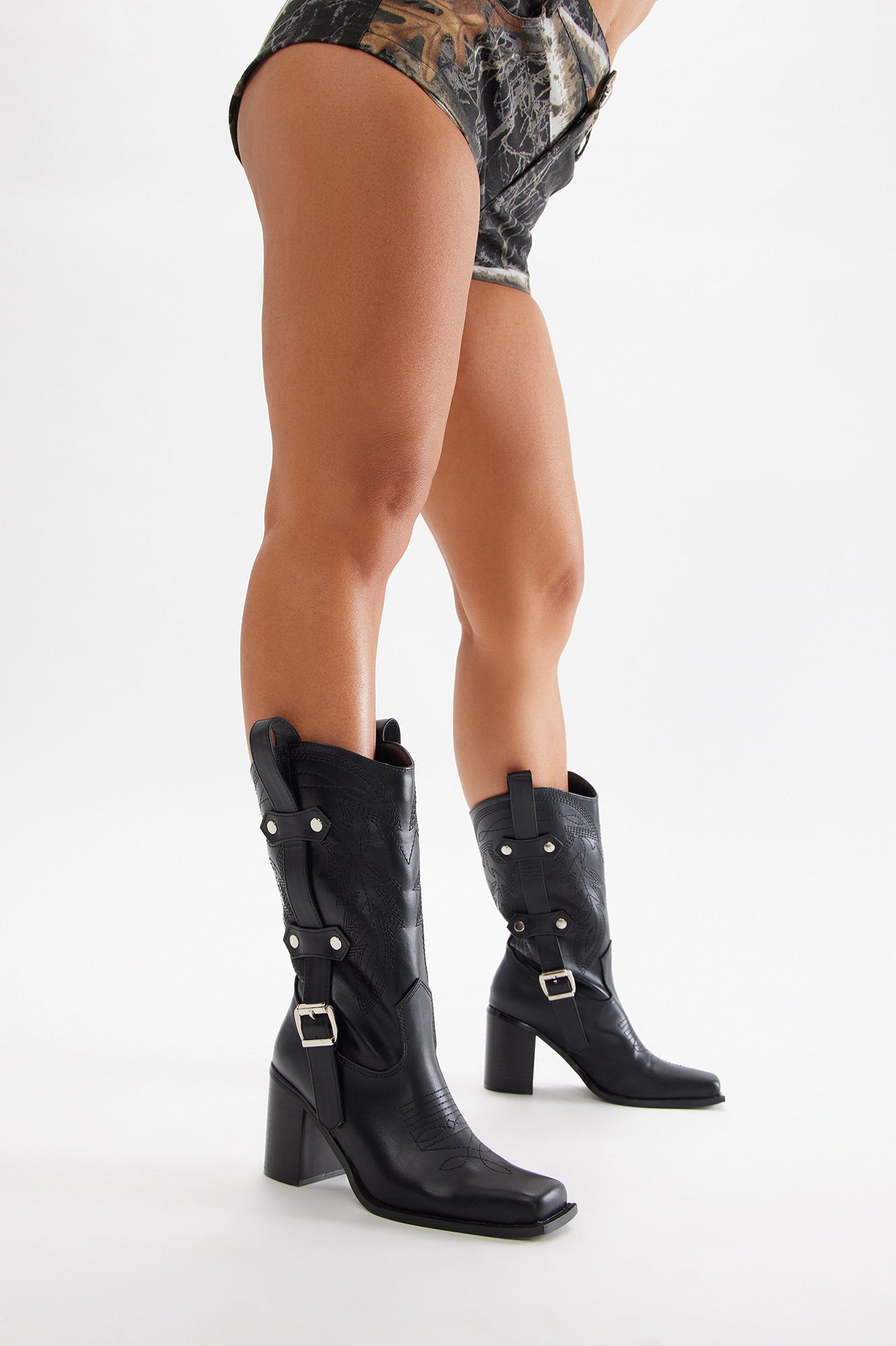 Aubrey Cowboy Boots - Black - Image 4