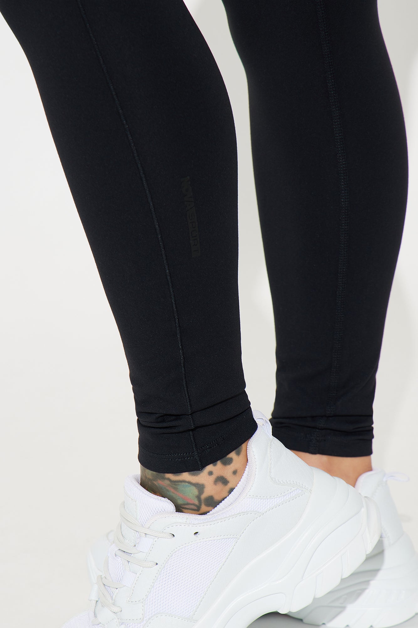Deep Bend Super Soft Active Legging - Black - Image 3