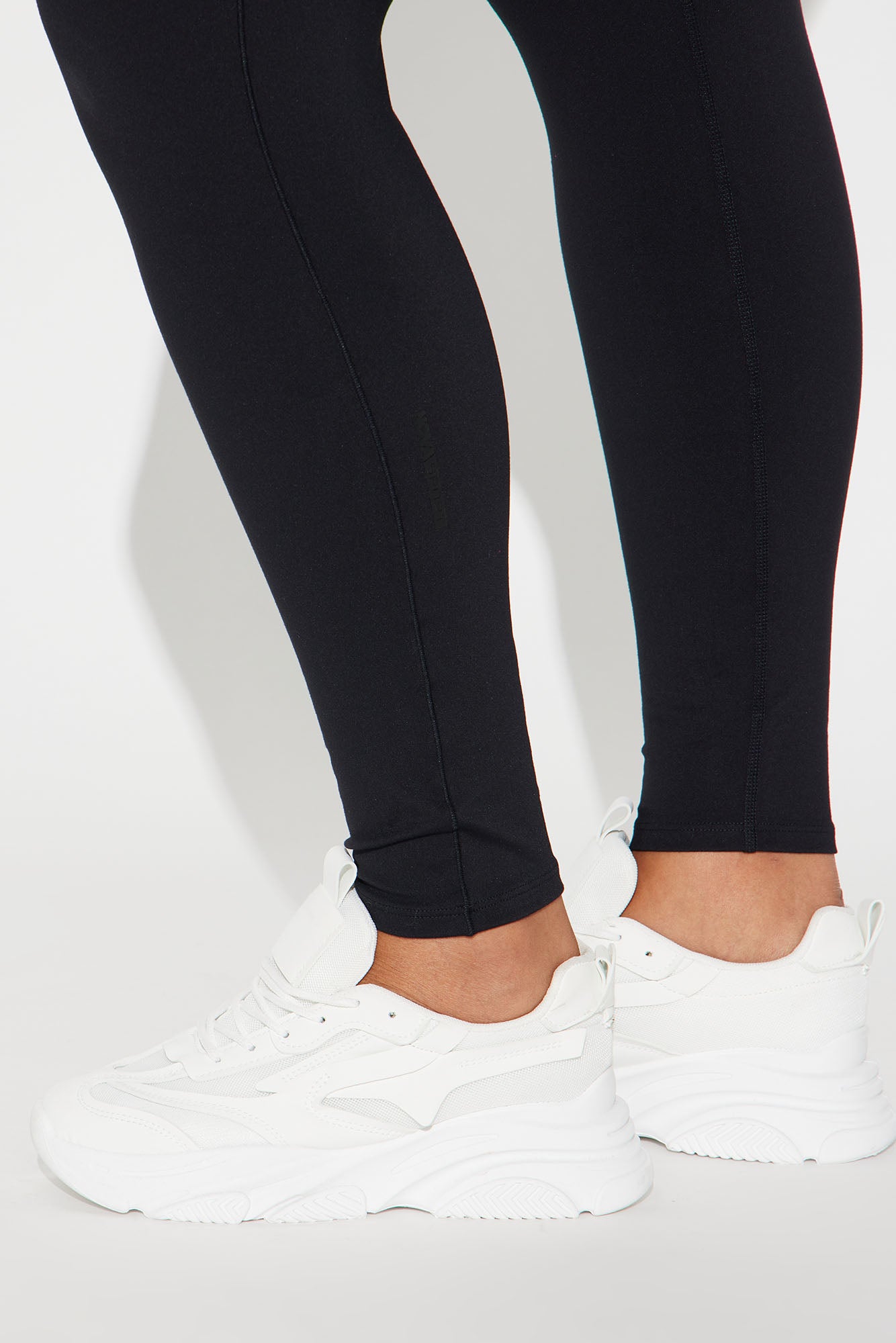 Deep Bend Super Soft Active Legging - Black - Image 9