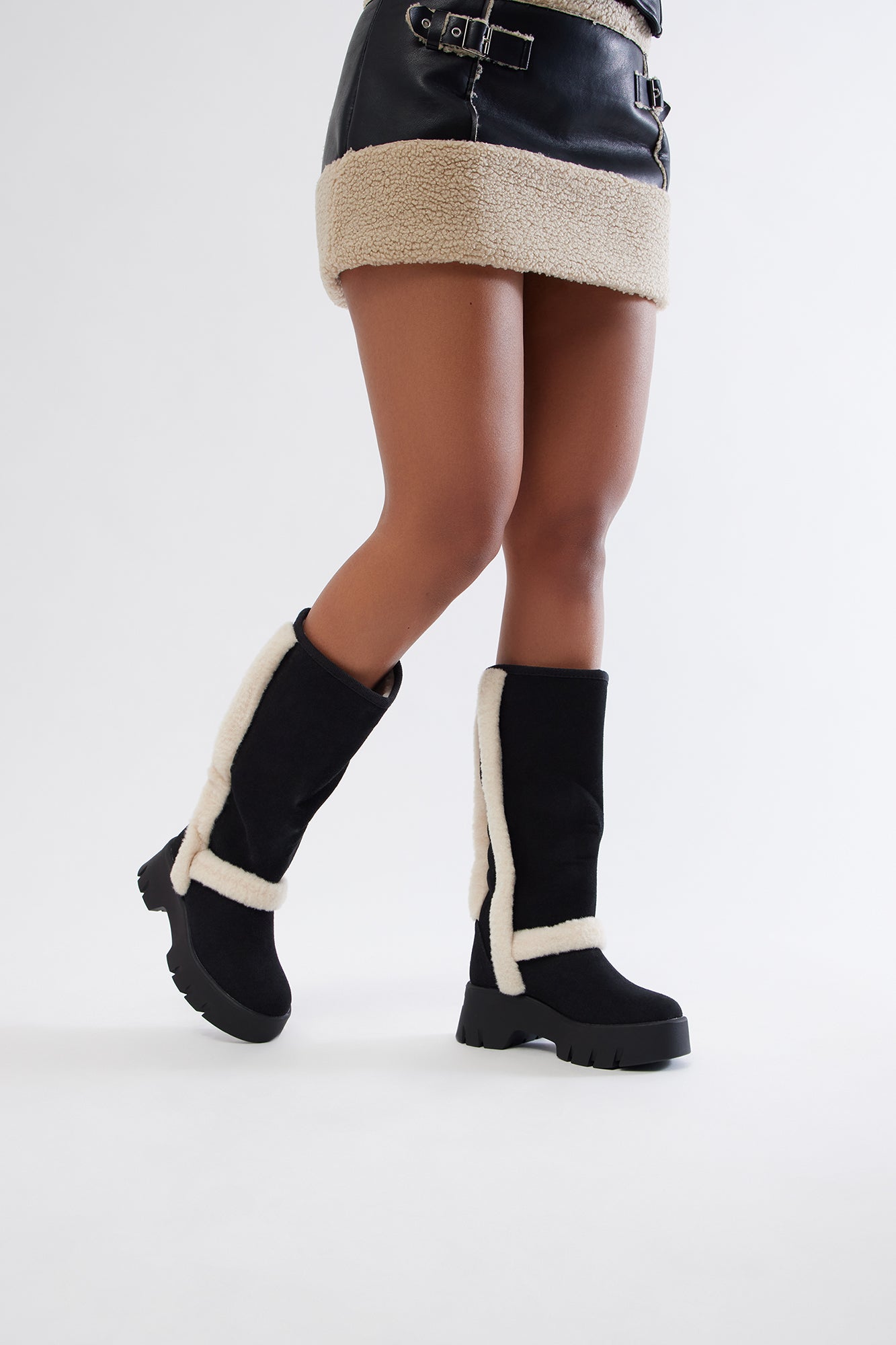 Aspen Sherpa Knee High Boots - Black - Image 4